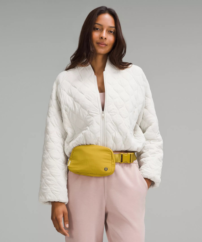 lululemon Everywhere Belt Bag 1L outlook