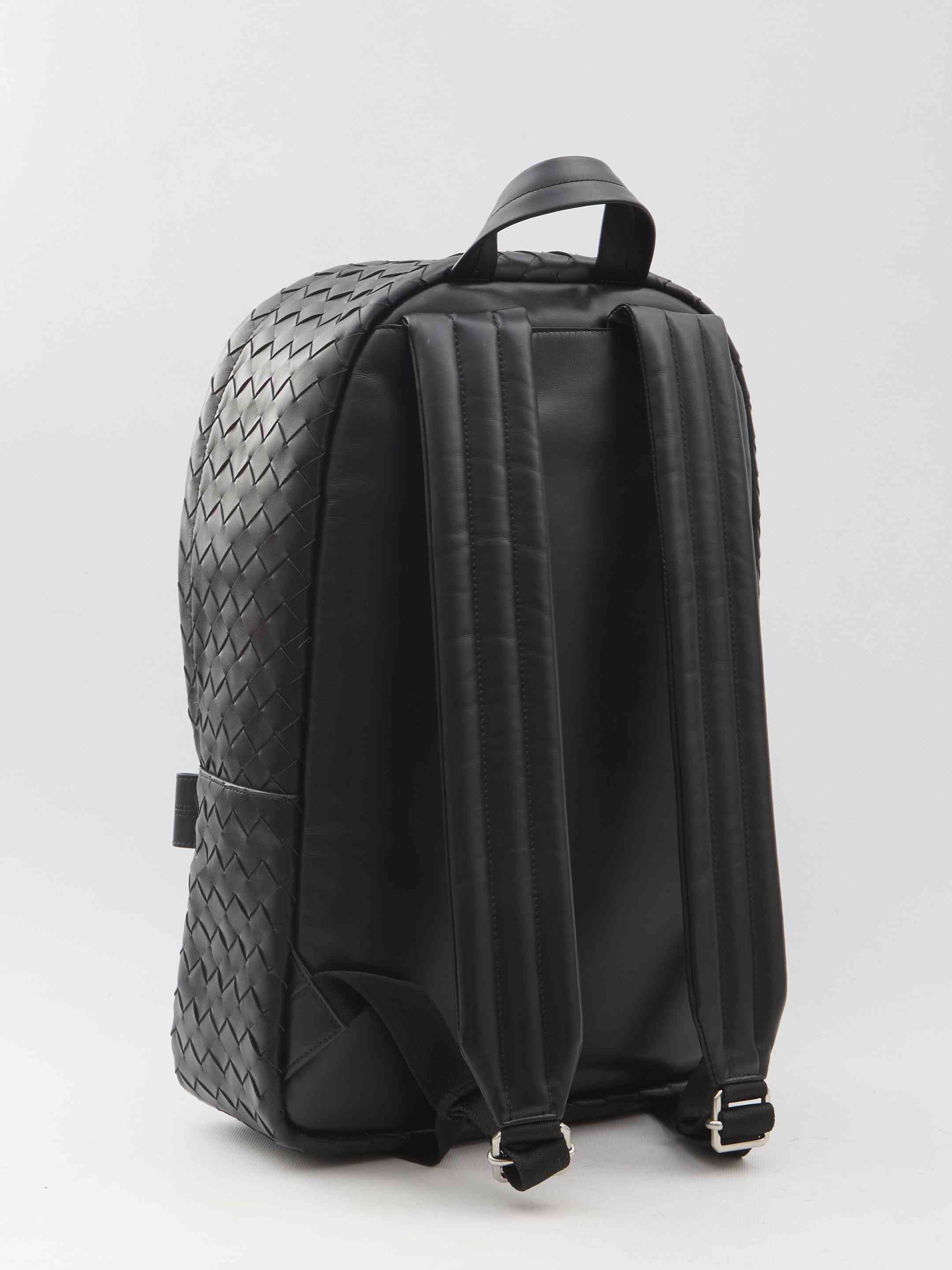 Bottega Veneta Men Black Intrecciato Backpack - 2