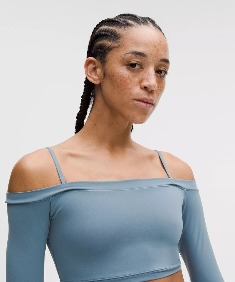 Wunder Train Off-Shoulder Long-Sleeve Shirt 4