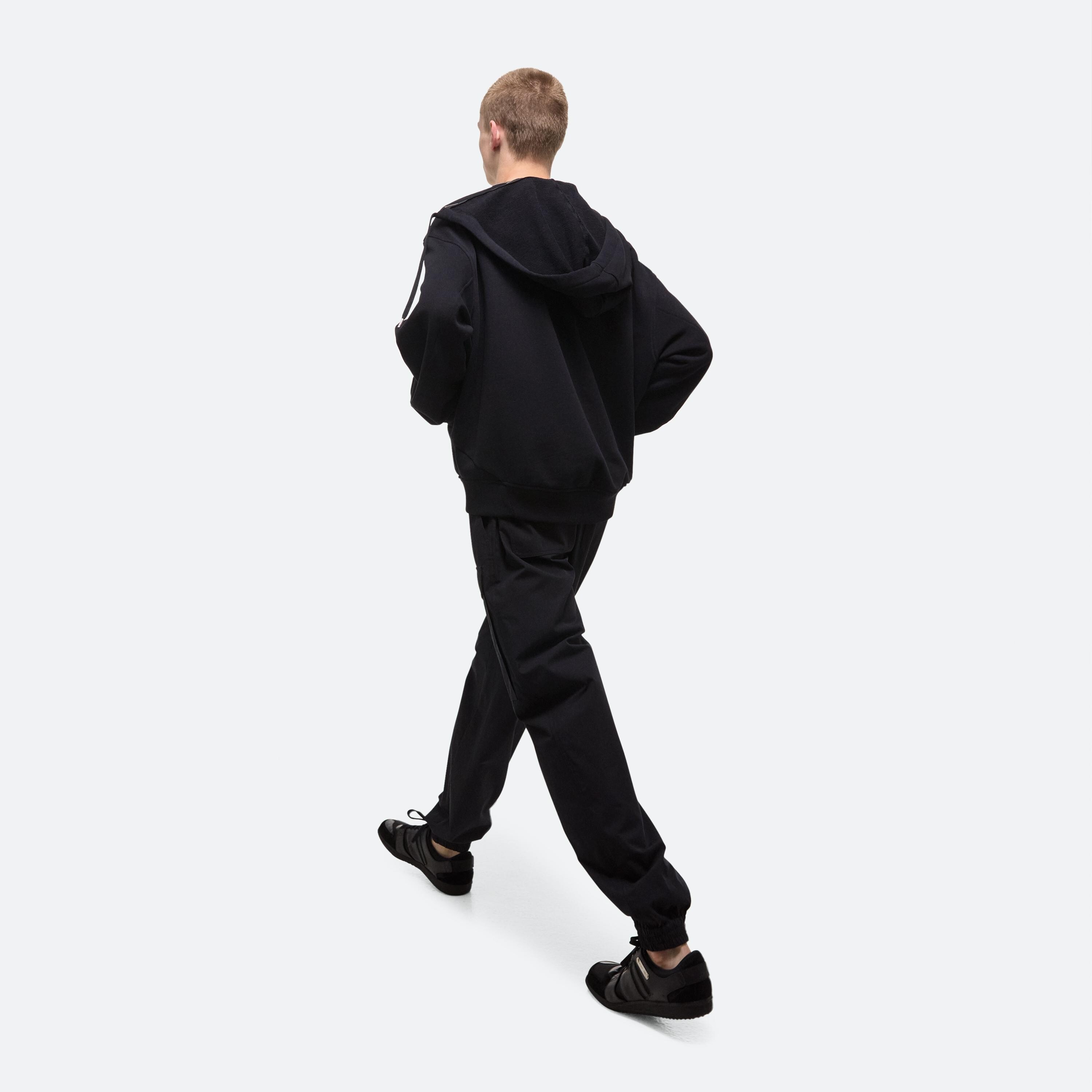 APEX ZIP HOODIE - 7