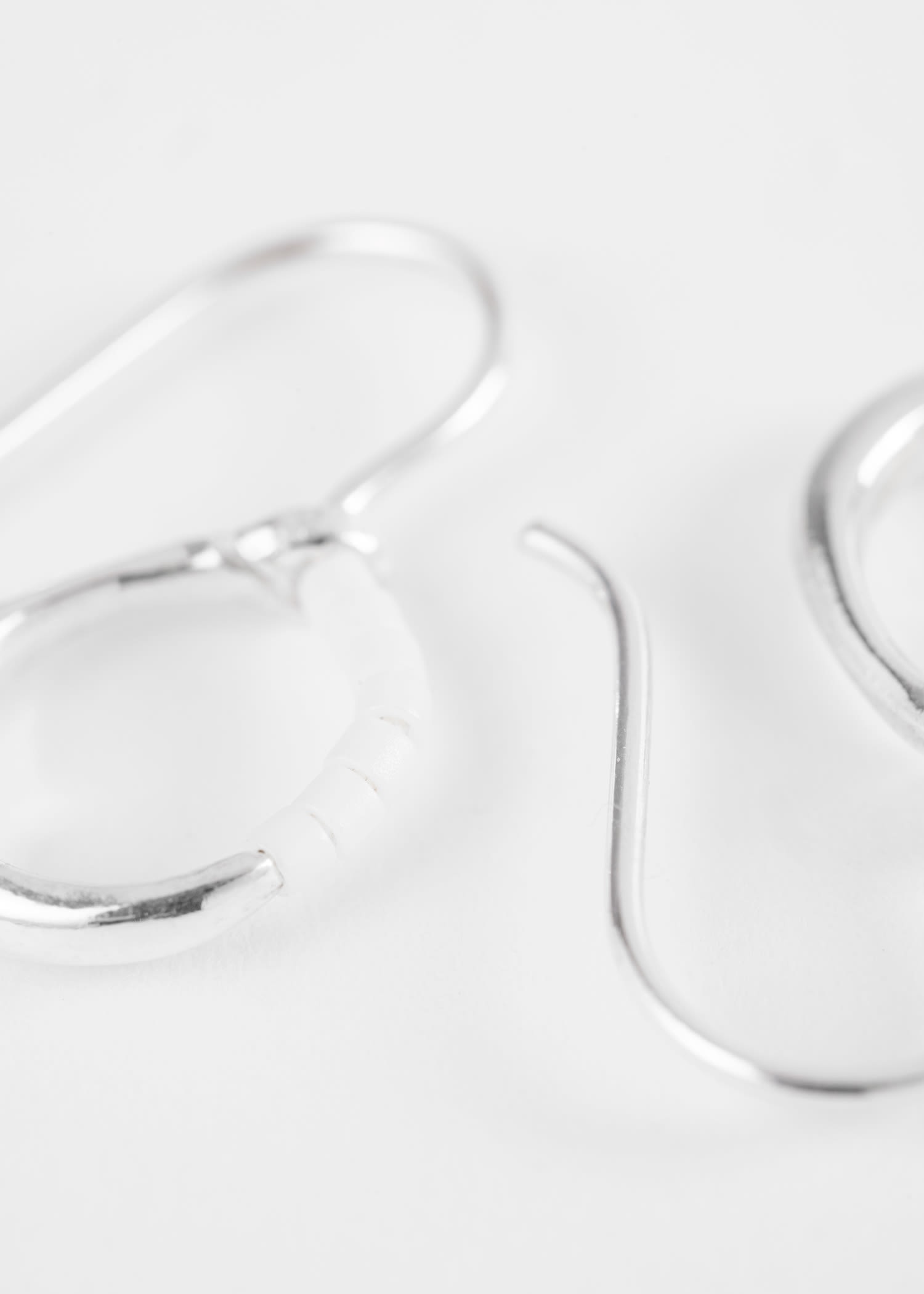 Miyuki Glass Bead Tiny Hoop Earrings by Helena Rohner - 2