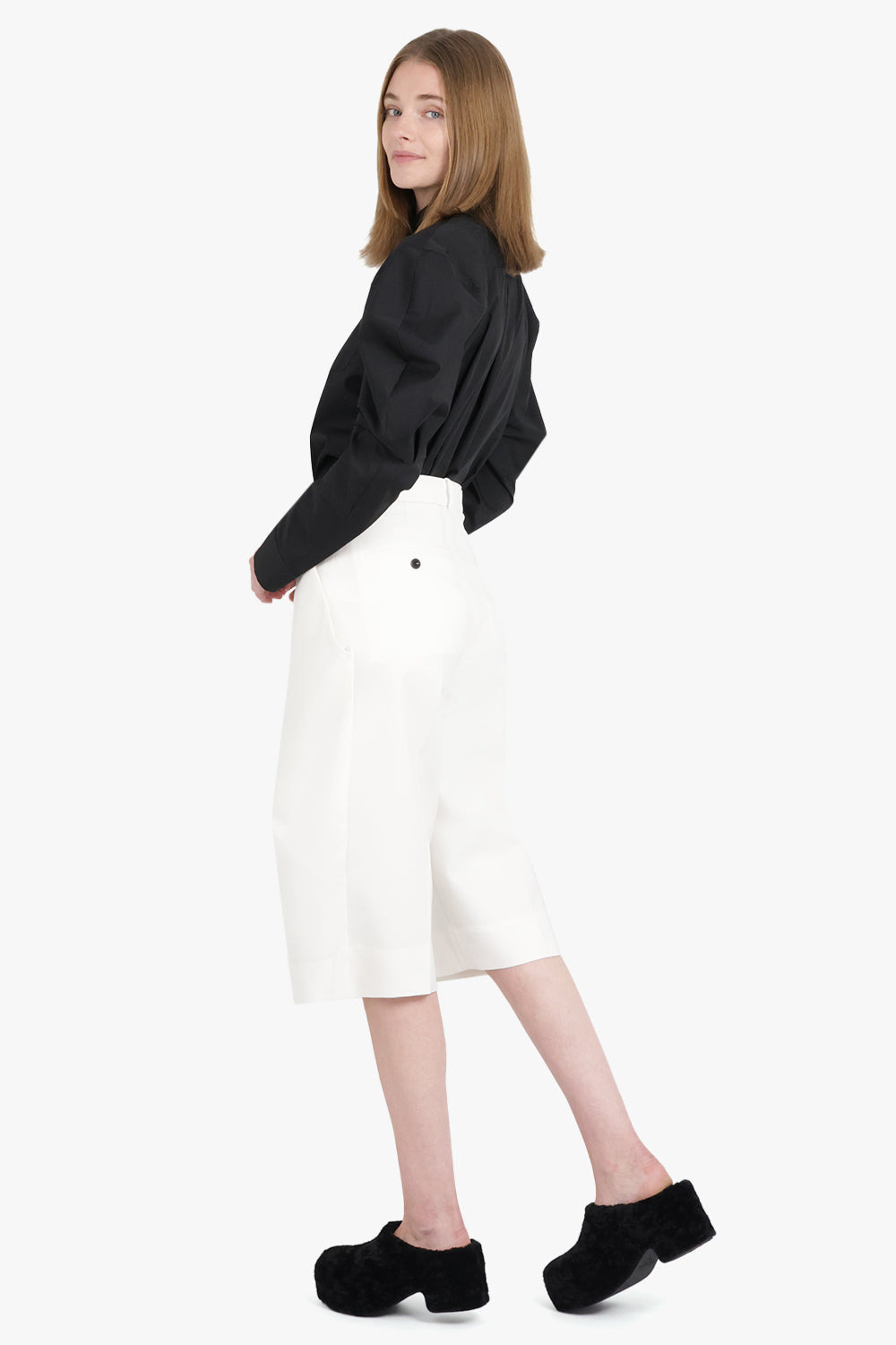 EXAGGERATED POCKET DETAIL CROP PANT | OFF WHITE - 6