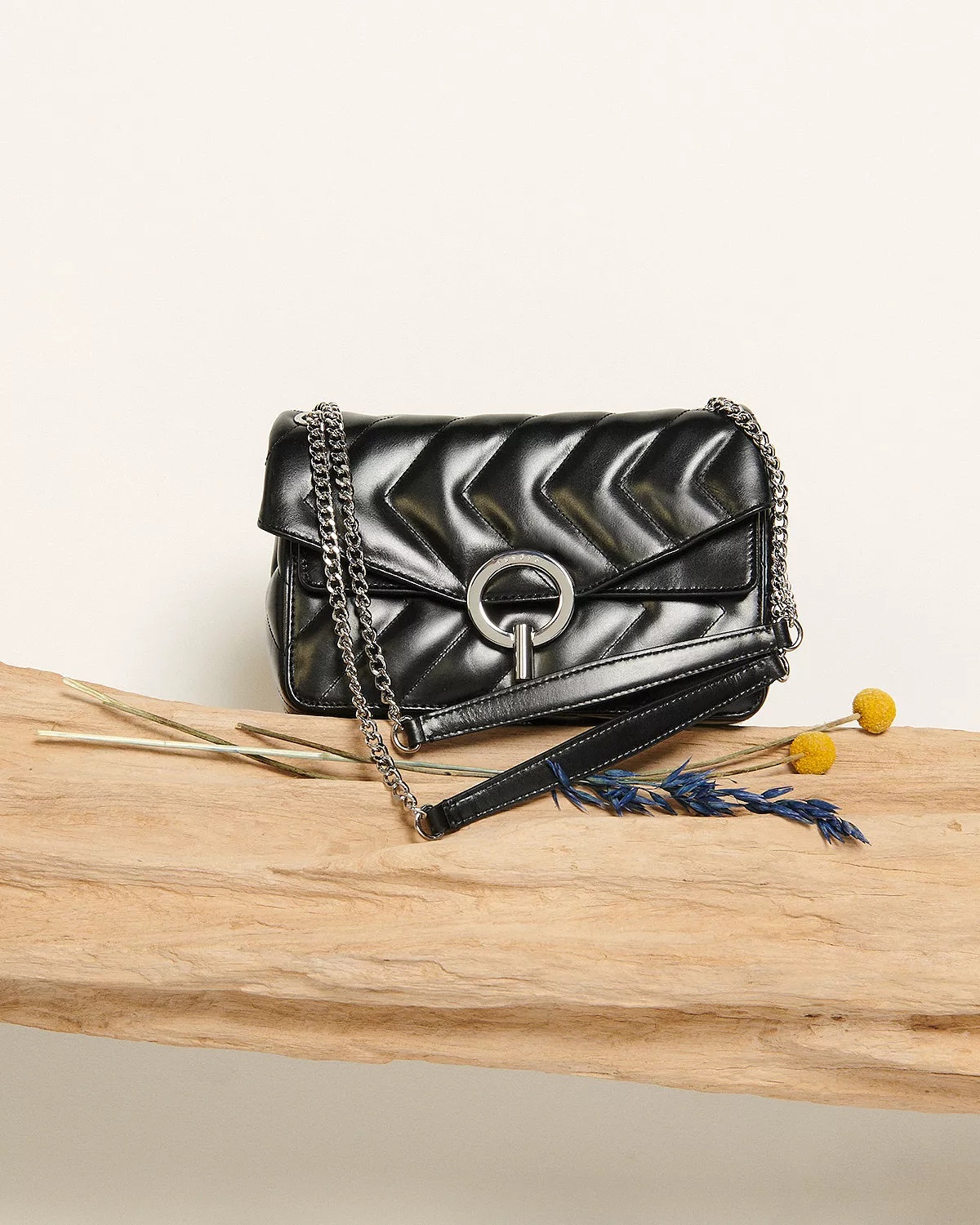 Yza Quilted Leather Bag - 7