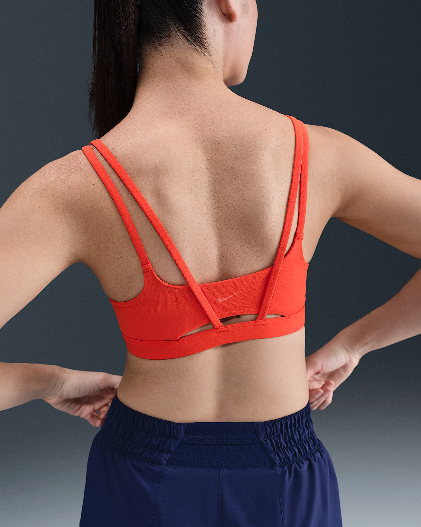Nike Zenvy Strappy Women's Light-Support Padded Sports Bra - 2