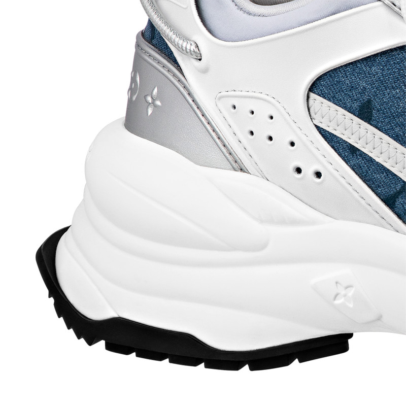 Louis Vuitton Run 55 Sneaker outlook