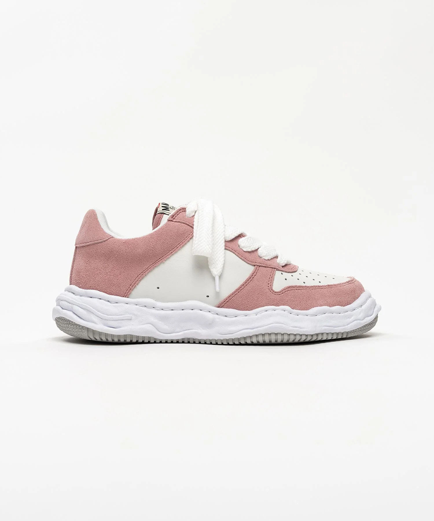 "WAYNE" OG Sole Suede Low-top Sneakers - 1