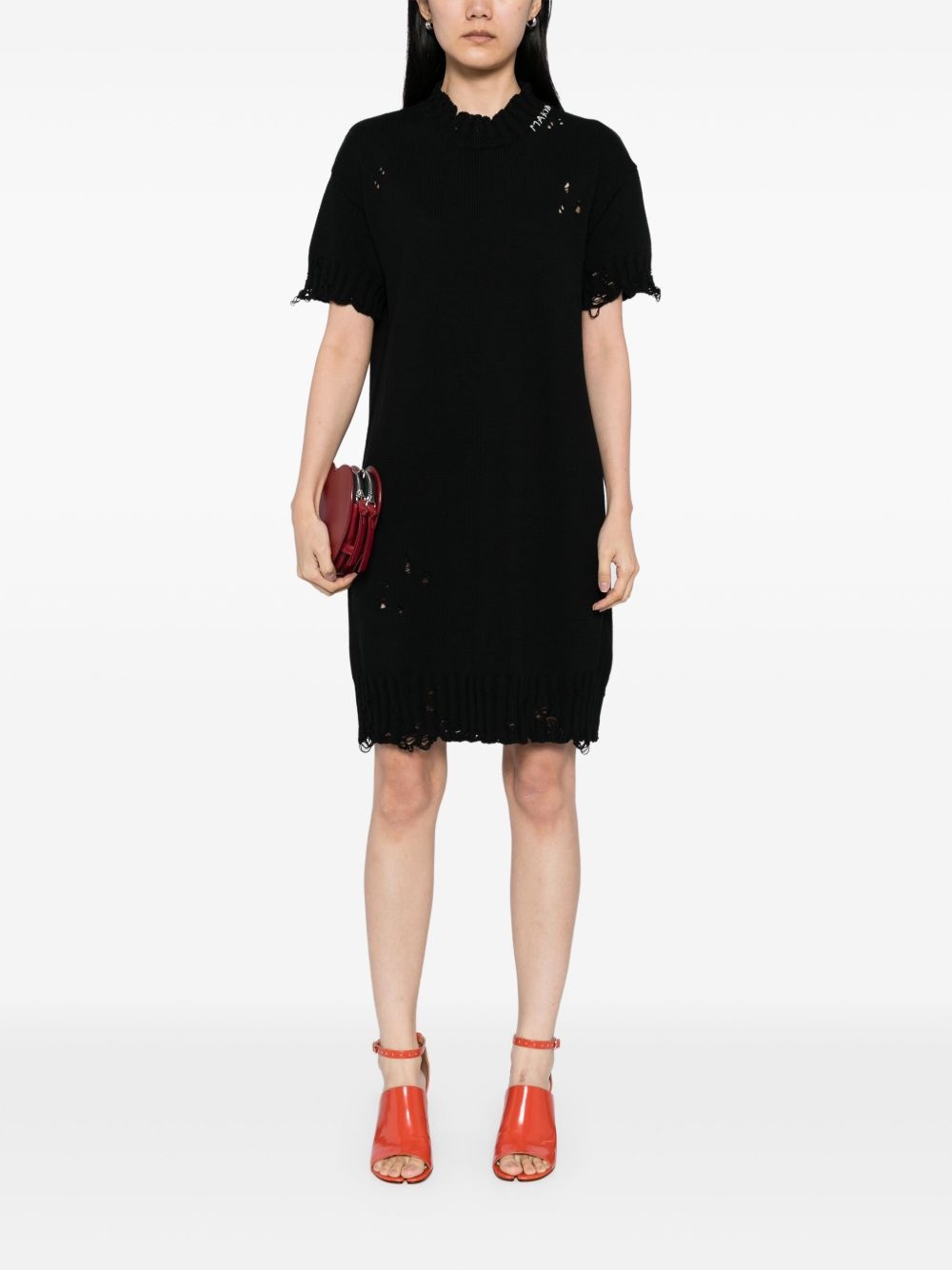 dishevelled dress - 2