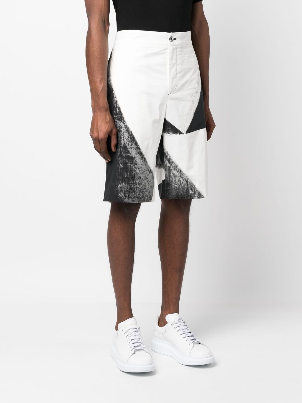 abstarct-print cotton Bermuda shorts - 3