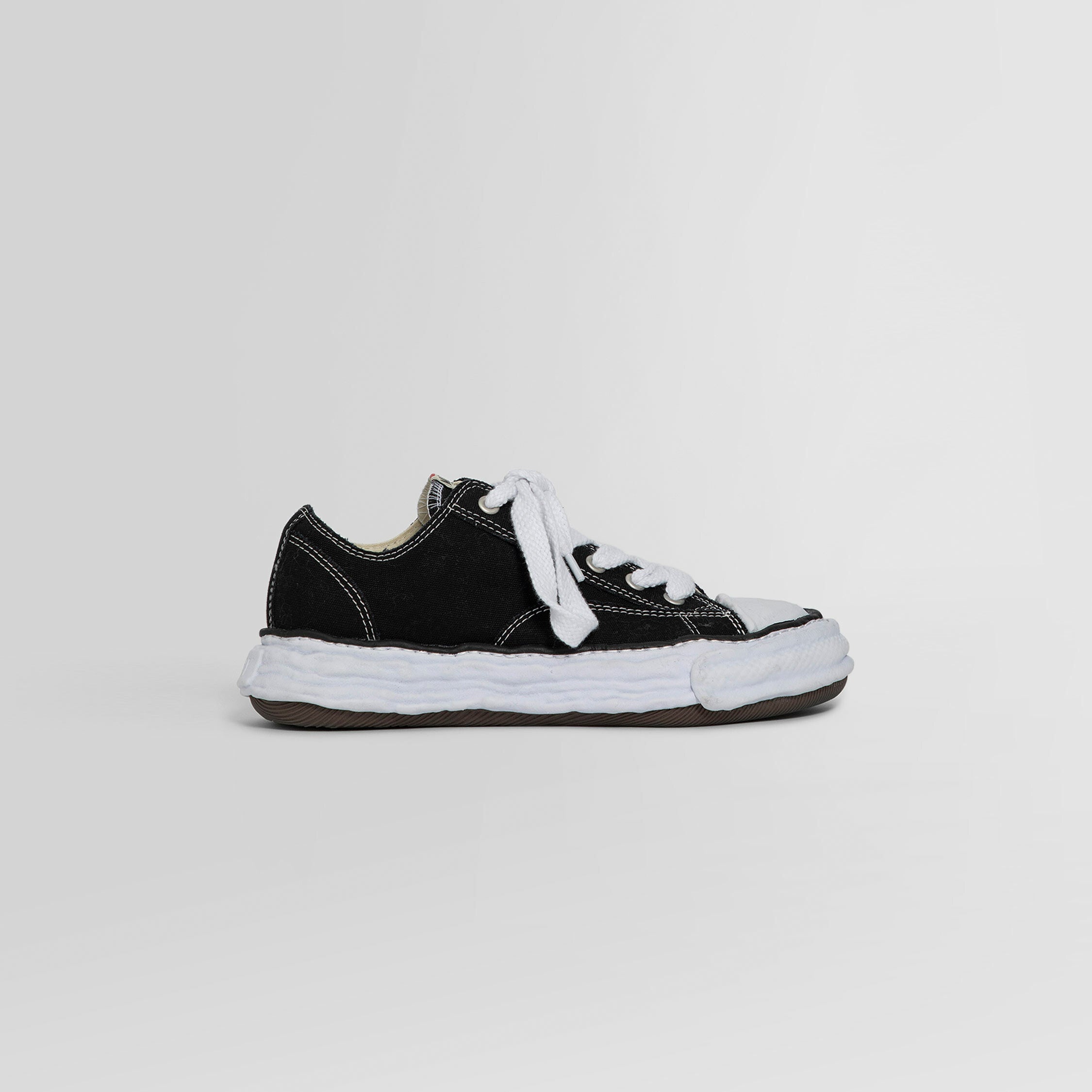 MAISON MIHARA YASUHIRO UNISEX BLACK SNEAKERS - 7