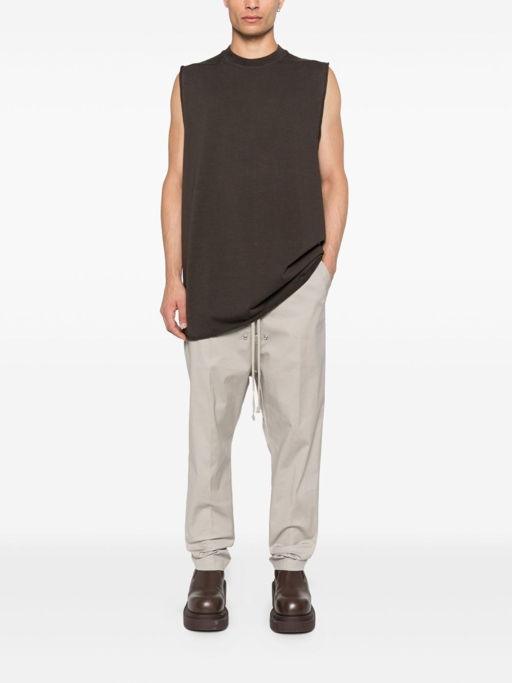 Jumbo raw-edge sleeveless vest - 2