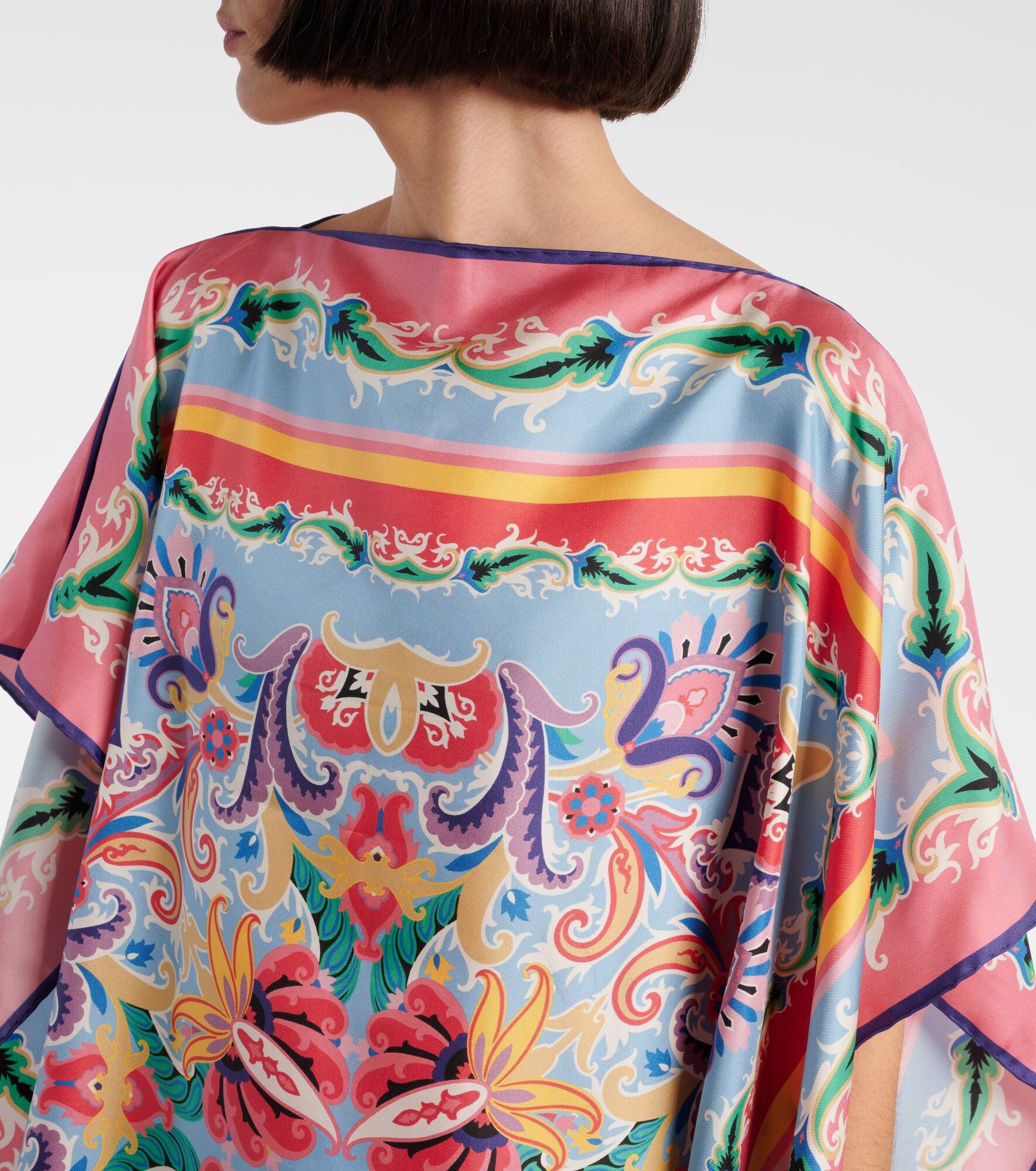 【送料&関税込】Etro Silk Foulard Etro Printed silk foulard top | REVERSIBLE