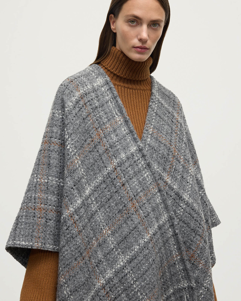 Grey Texture Cape 5