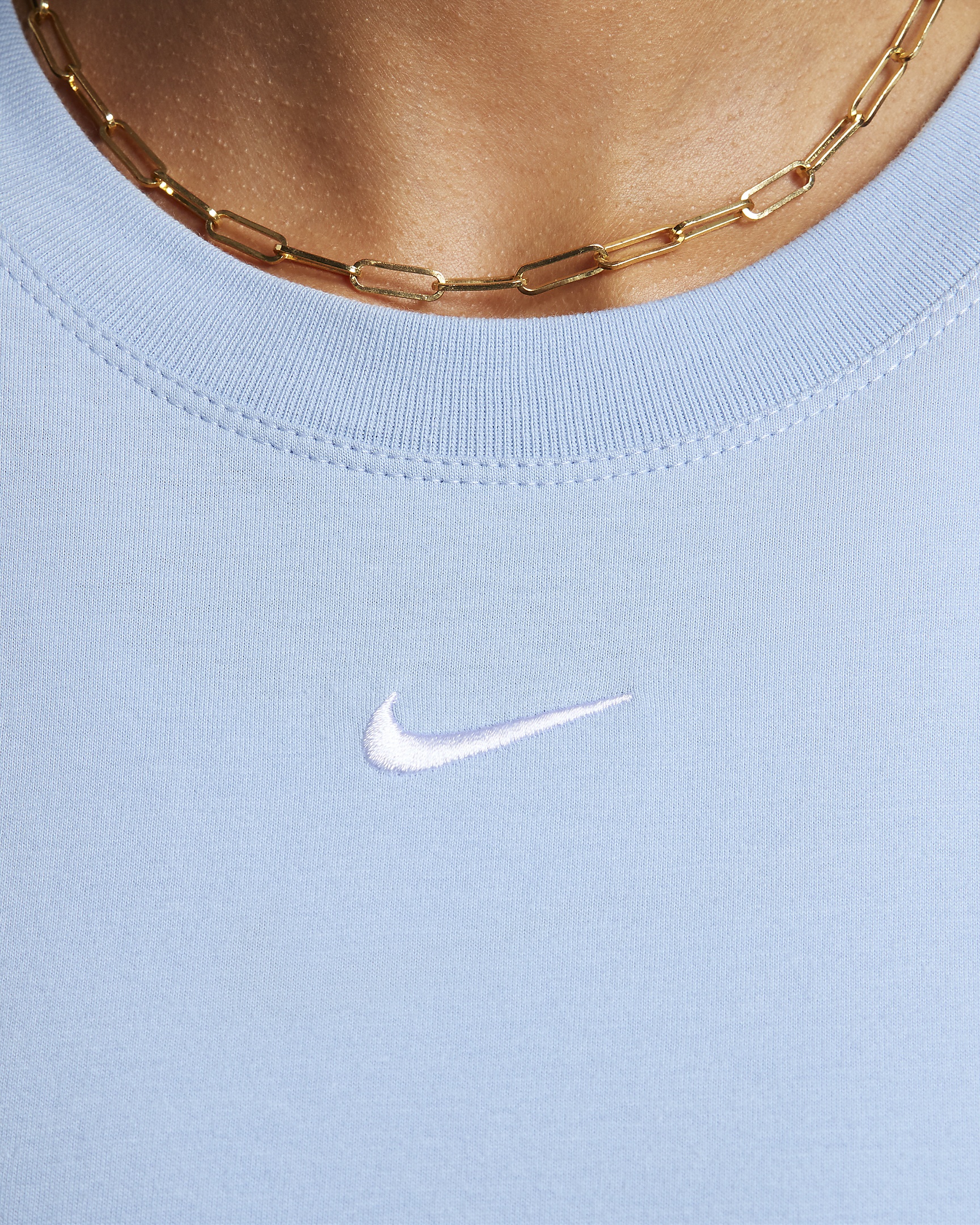 Nike Sportswear Essential Women's T-Shirt - 4