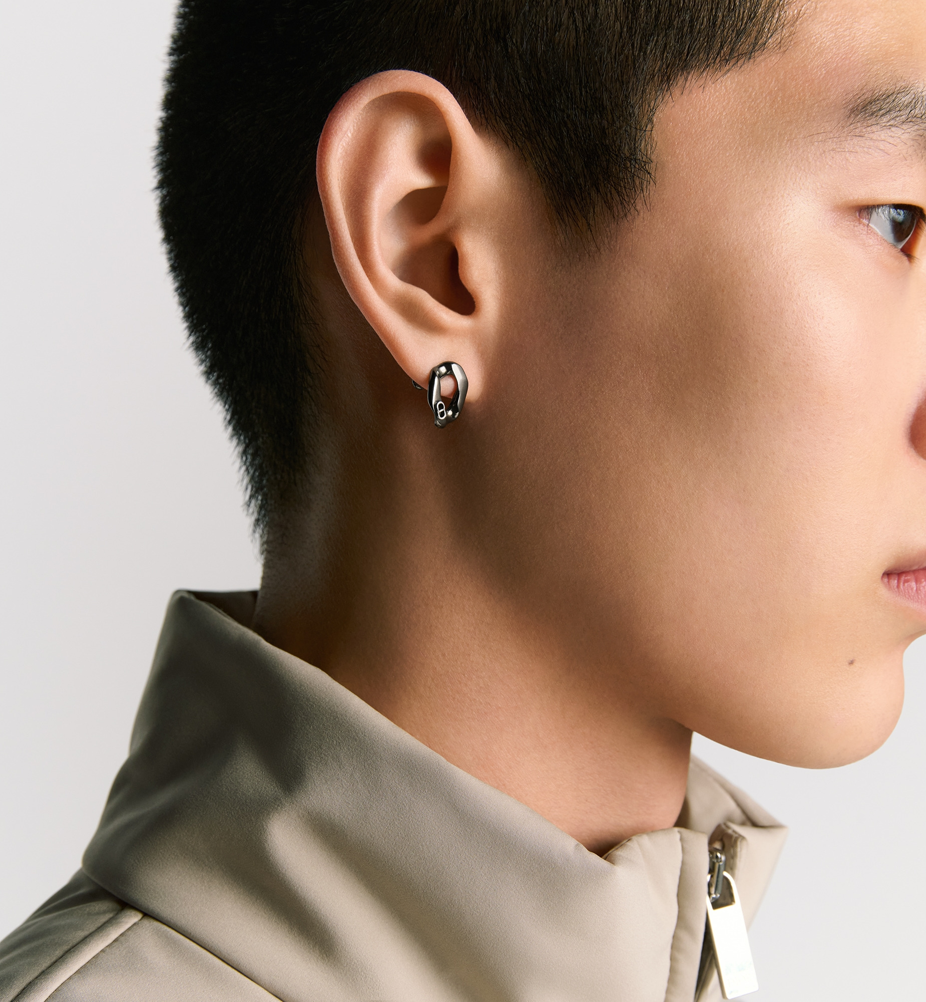 Dior Contrast Earrings - 3