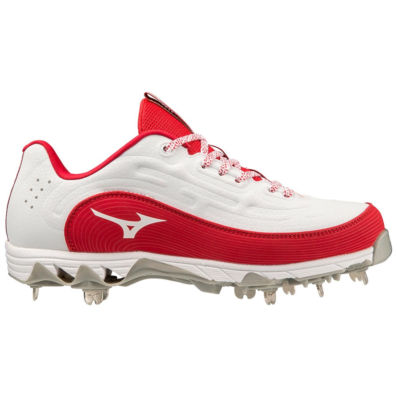 9-Spike Swift 8 Low Women's Metal Fastpitch Softball Cleat - 6