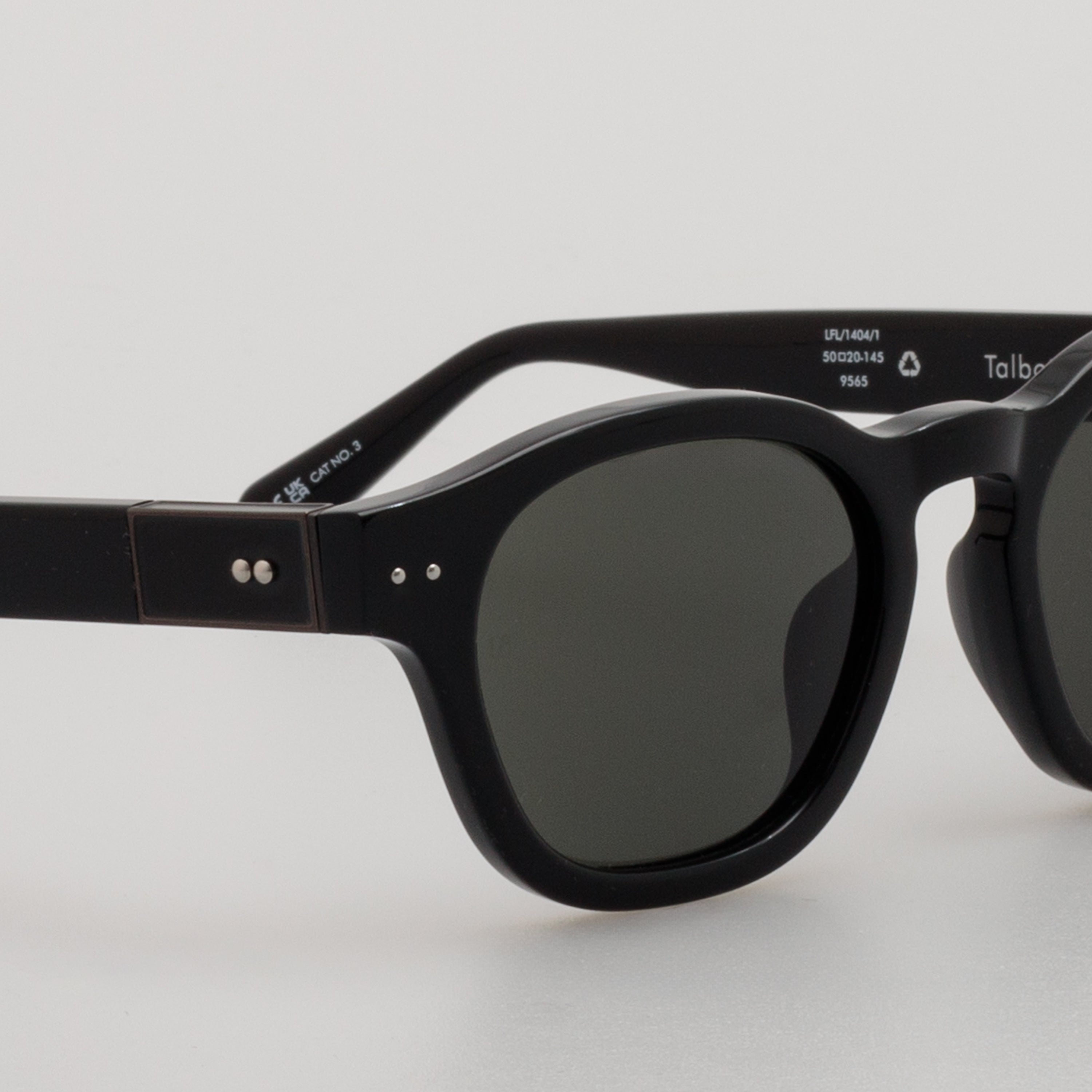 Talbot Sunglasses in Black - 4