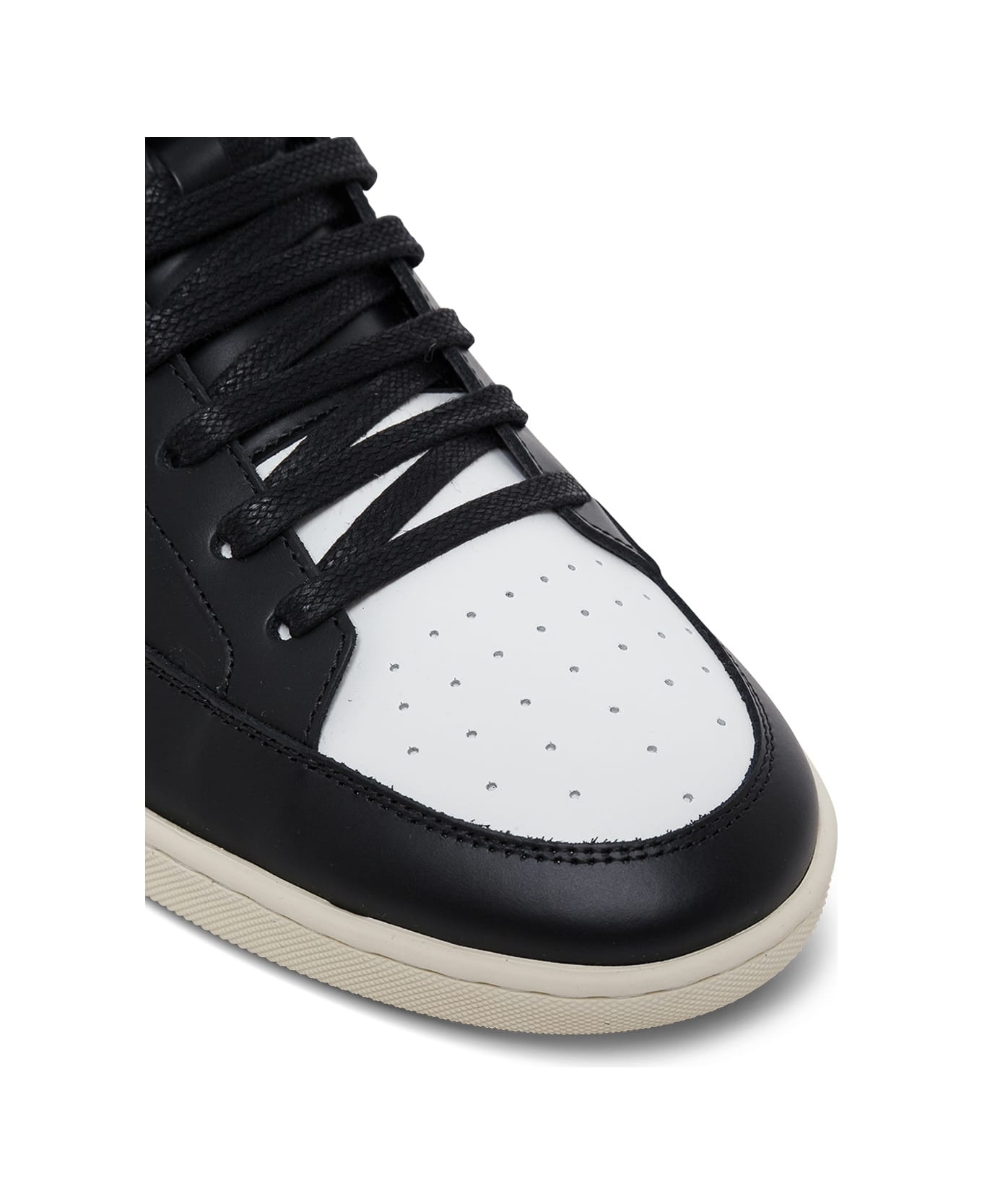 Signature Court Sneakers In White And Black Leather - 4