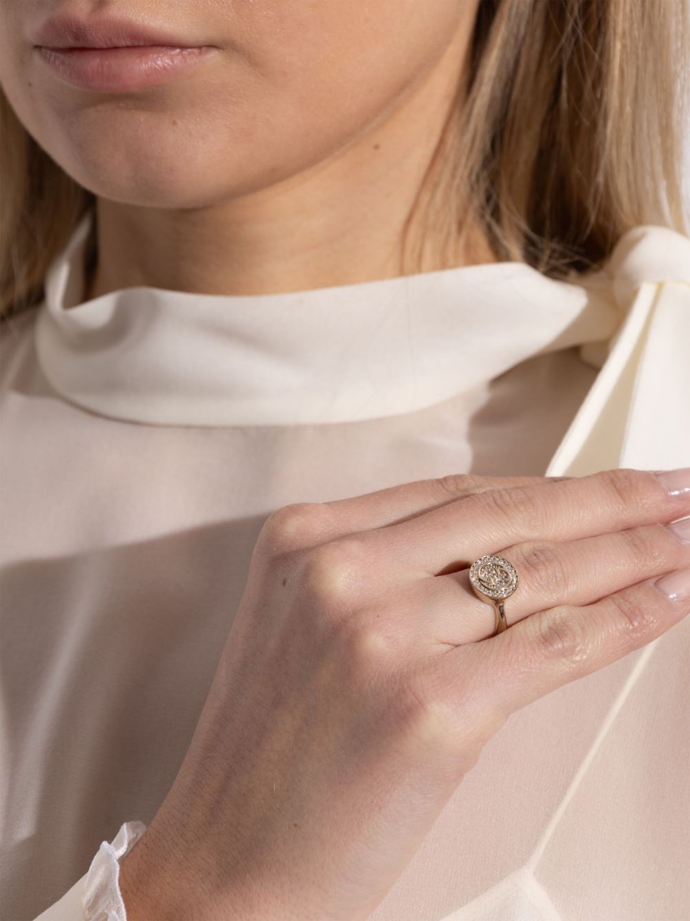 Interlocking G ring - 2