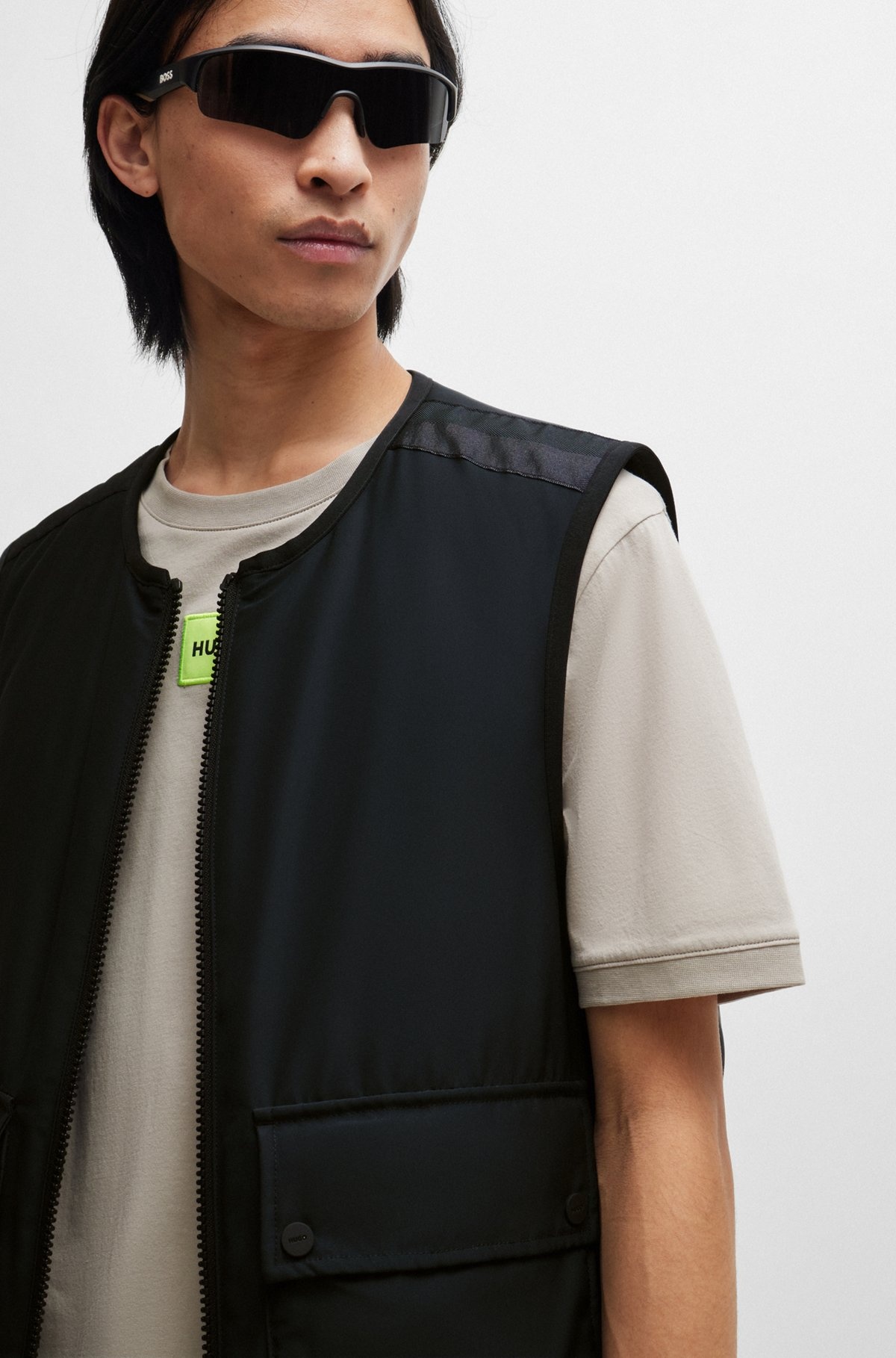 WATER-REPELLENT ZIP-UP GILET WITH STACKED-LOGO BADGE - 5