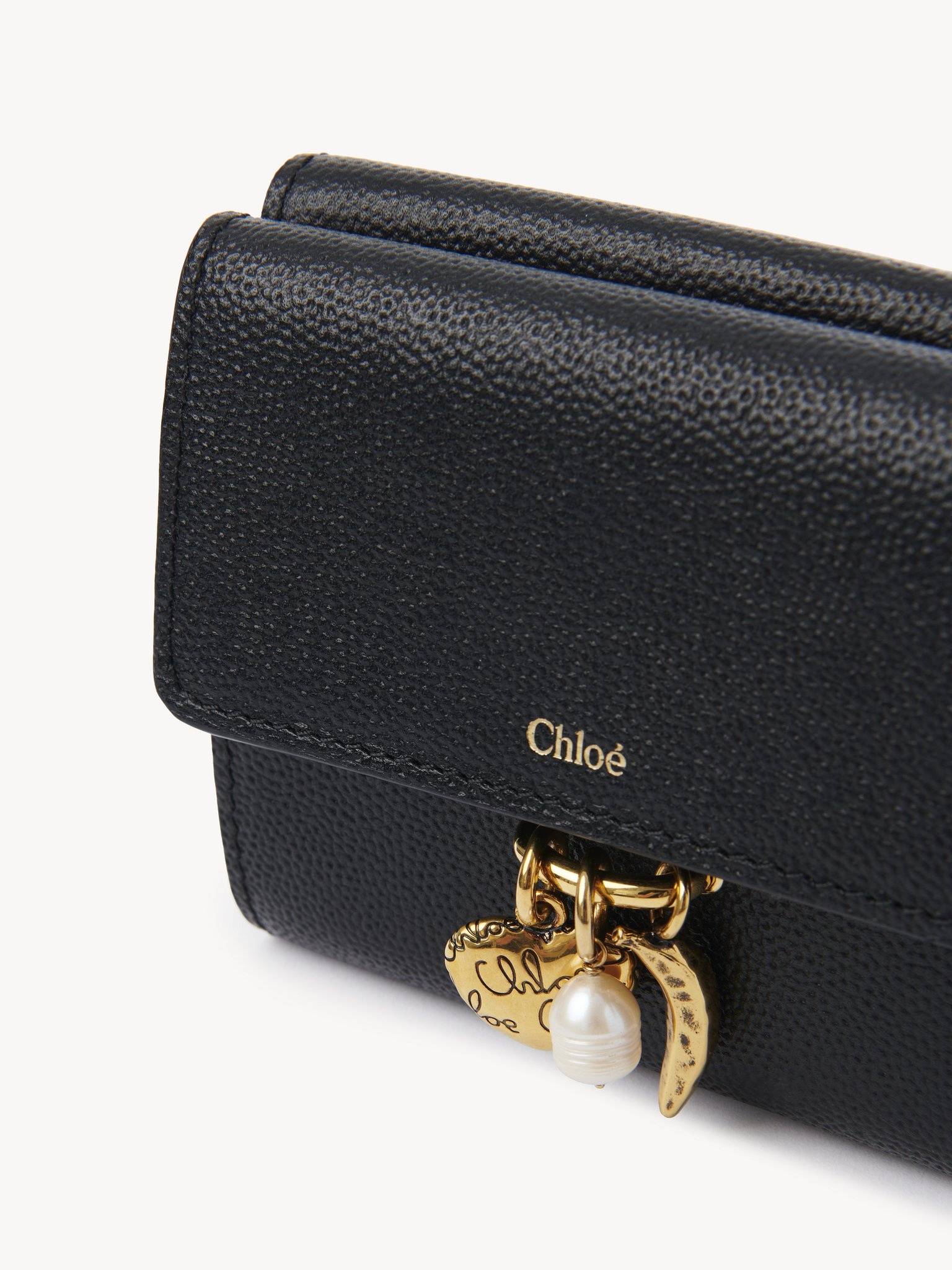 SMALL CHLOÉ CHARMS TRI-FOLD WALLET IN GRAINED LEATHER - 5
