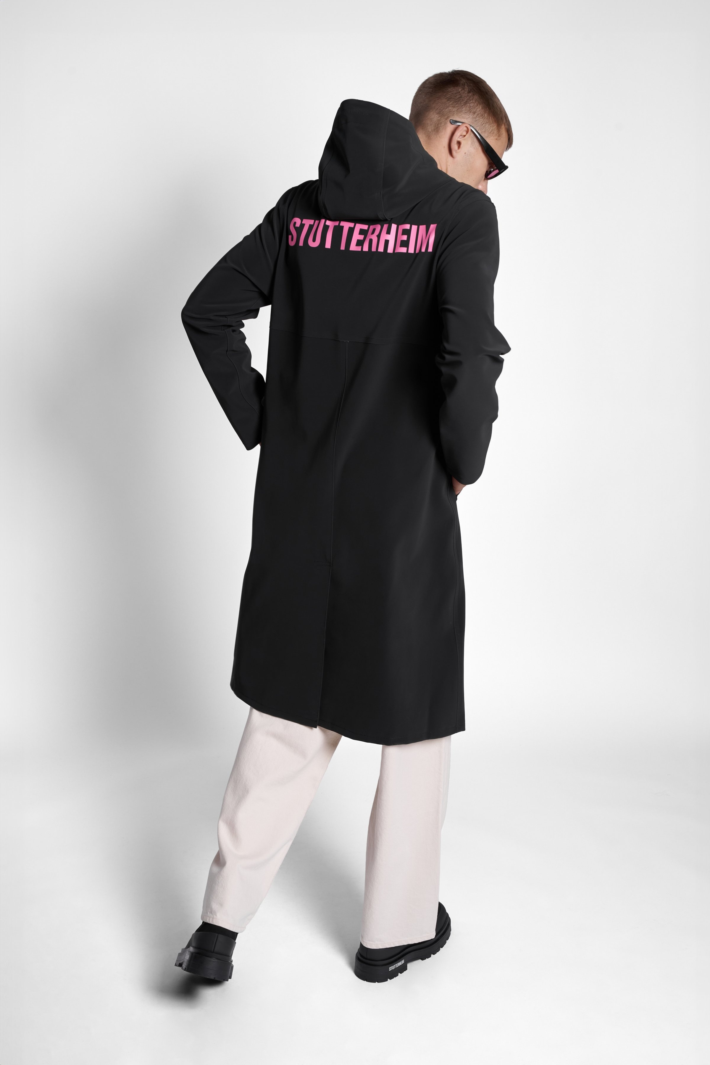 Stockholm Long Matte Print Raincoat Black - 2