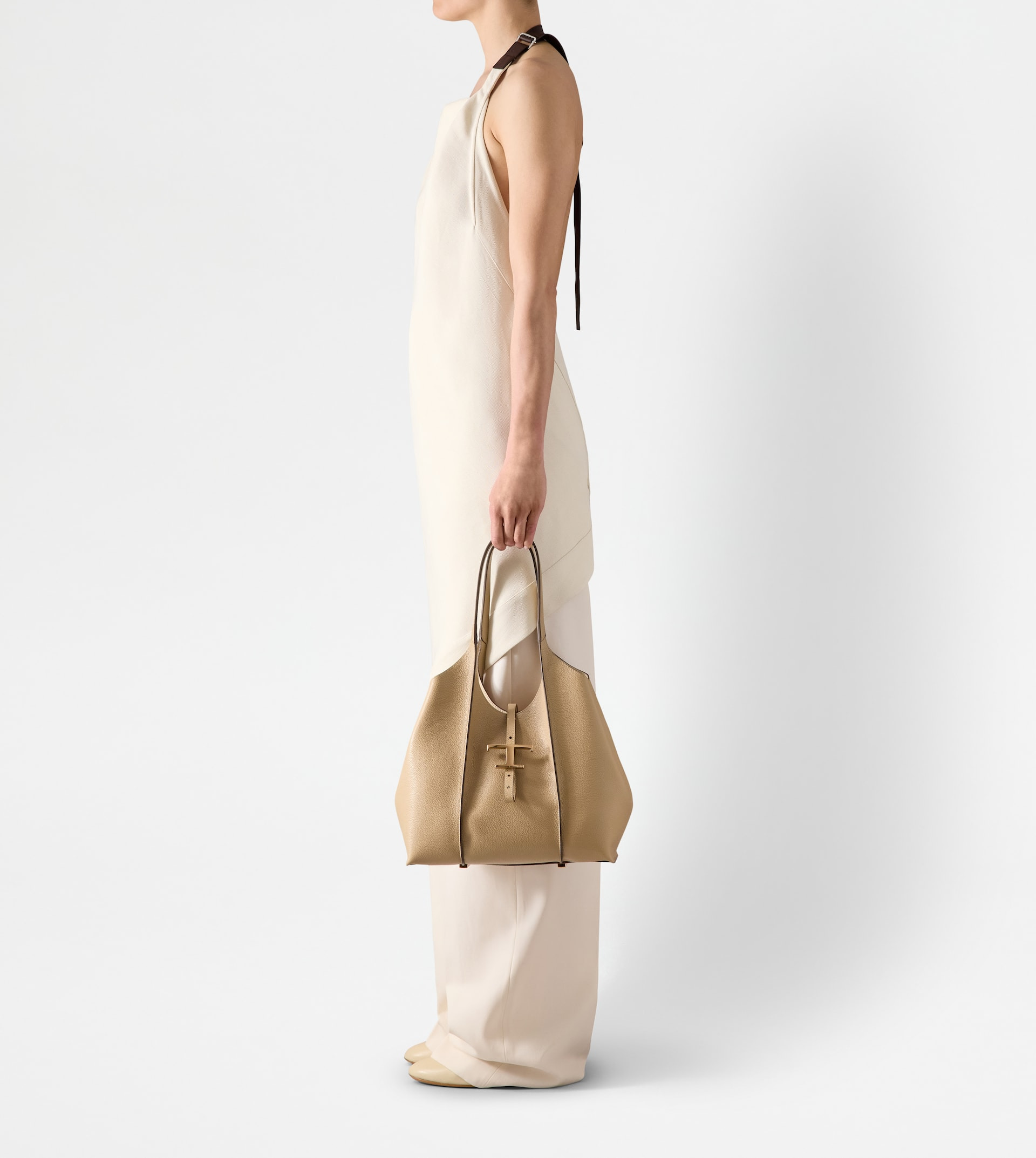 T TIMELESS SHOPPING BAG IN LEATHER SMALL - BEIGE - 8