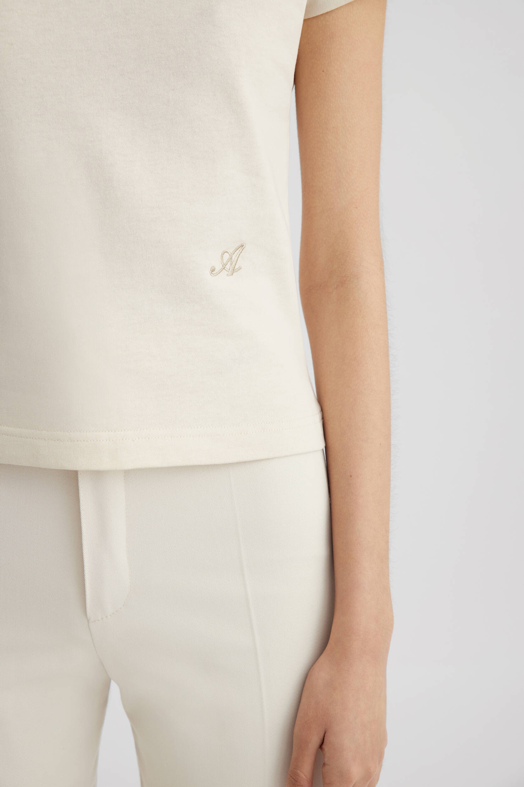 Signature Slim T-Shirt - 4