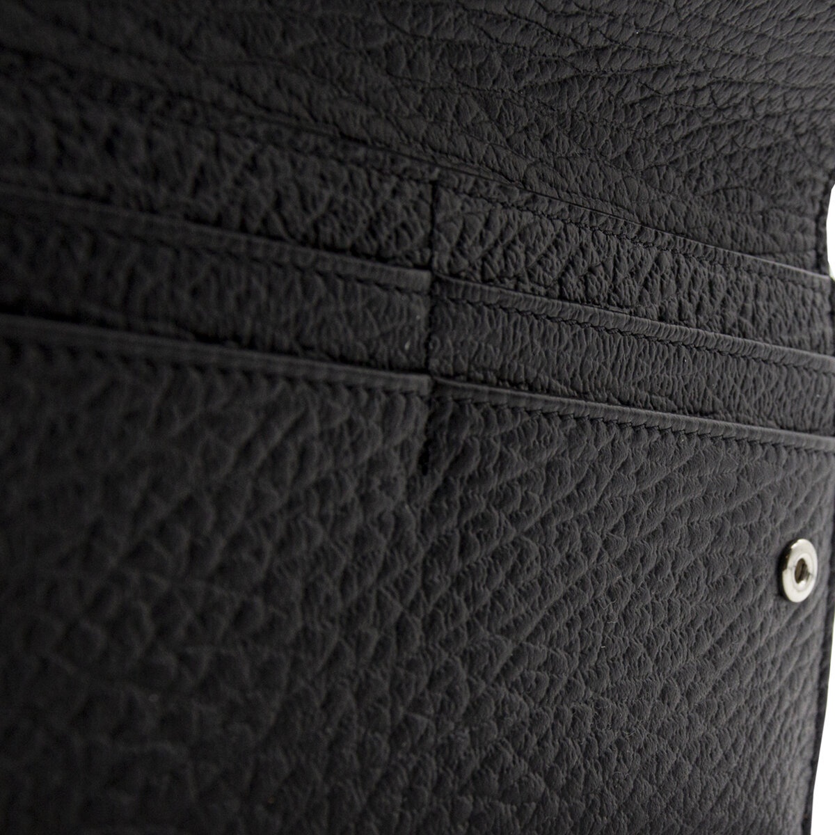 【MAISON MARGIELA】FOLD-OVER SNAP WALLET BLACK Maison Margiela Fold Over Snap Wallet in Black | hervia