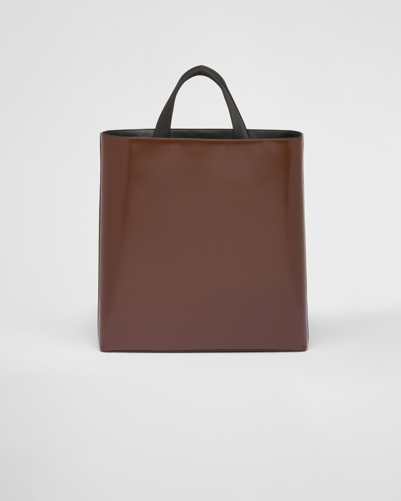 Brushed leather tote with water bottle 3