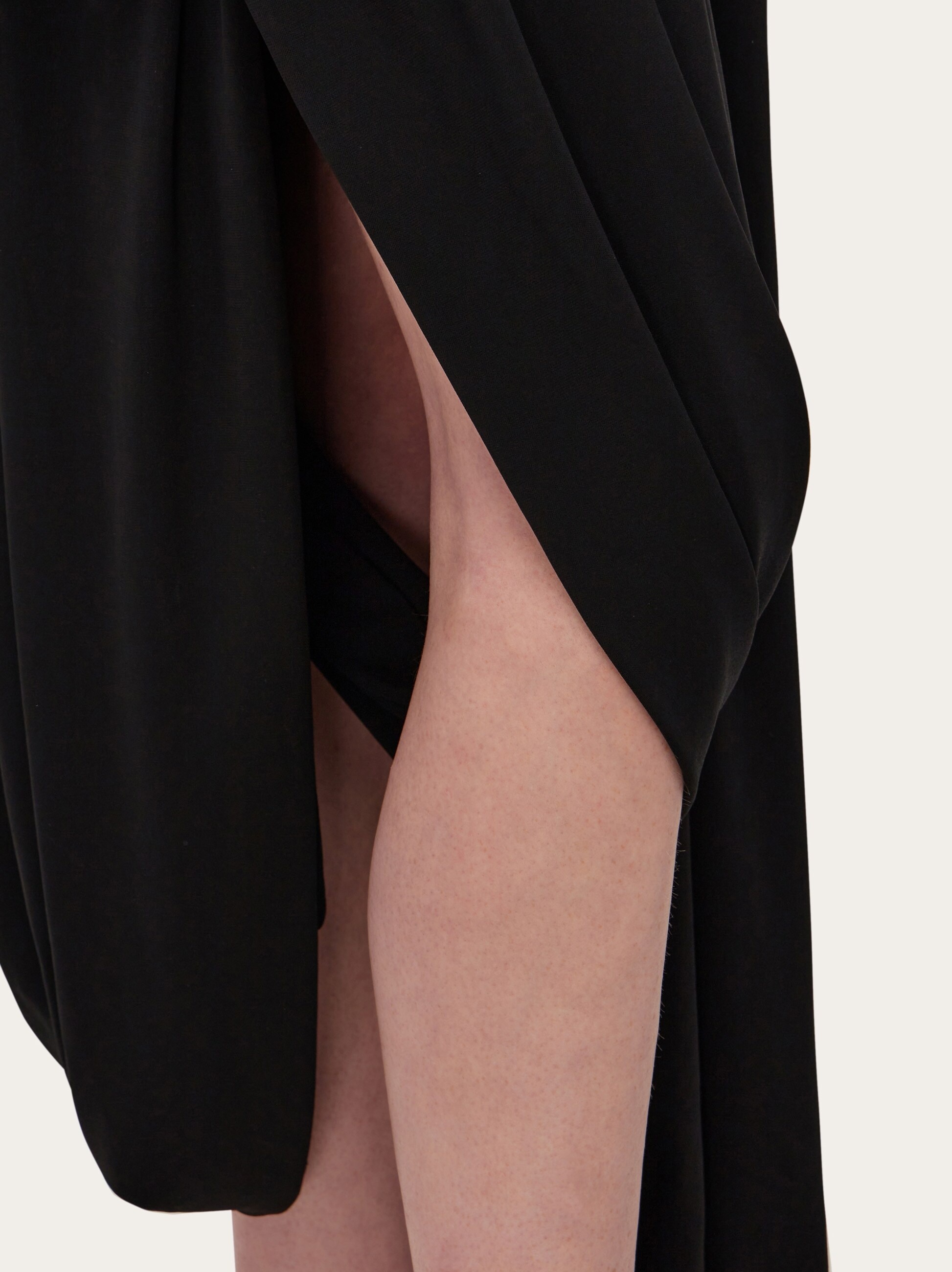 Turtleneck dress with tulip skirt - 6