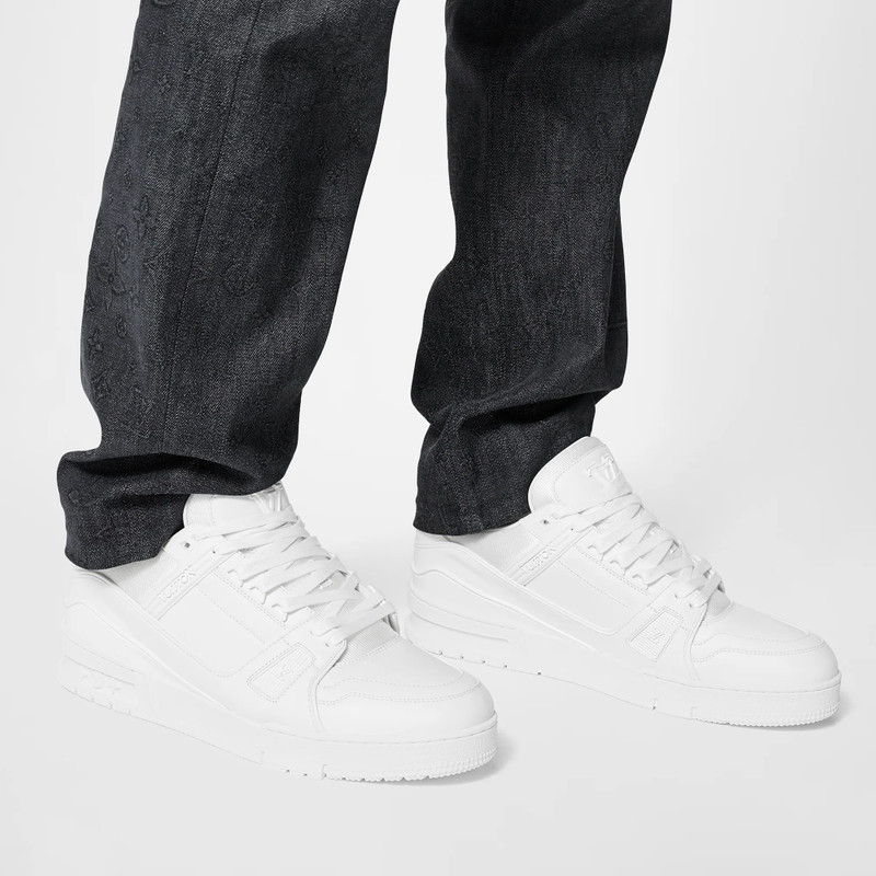 Louis Vuitton LV Trainer sneaker outlook