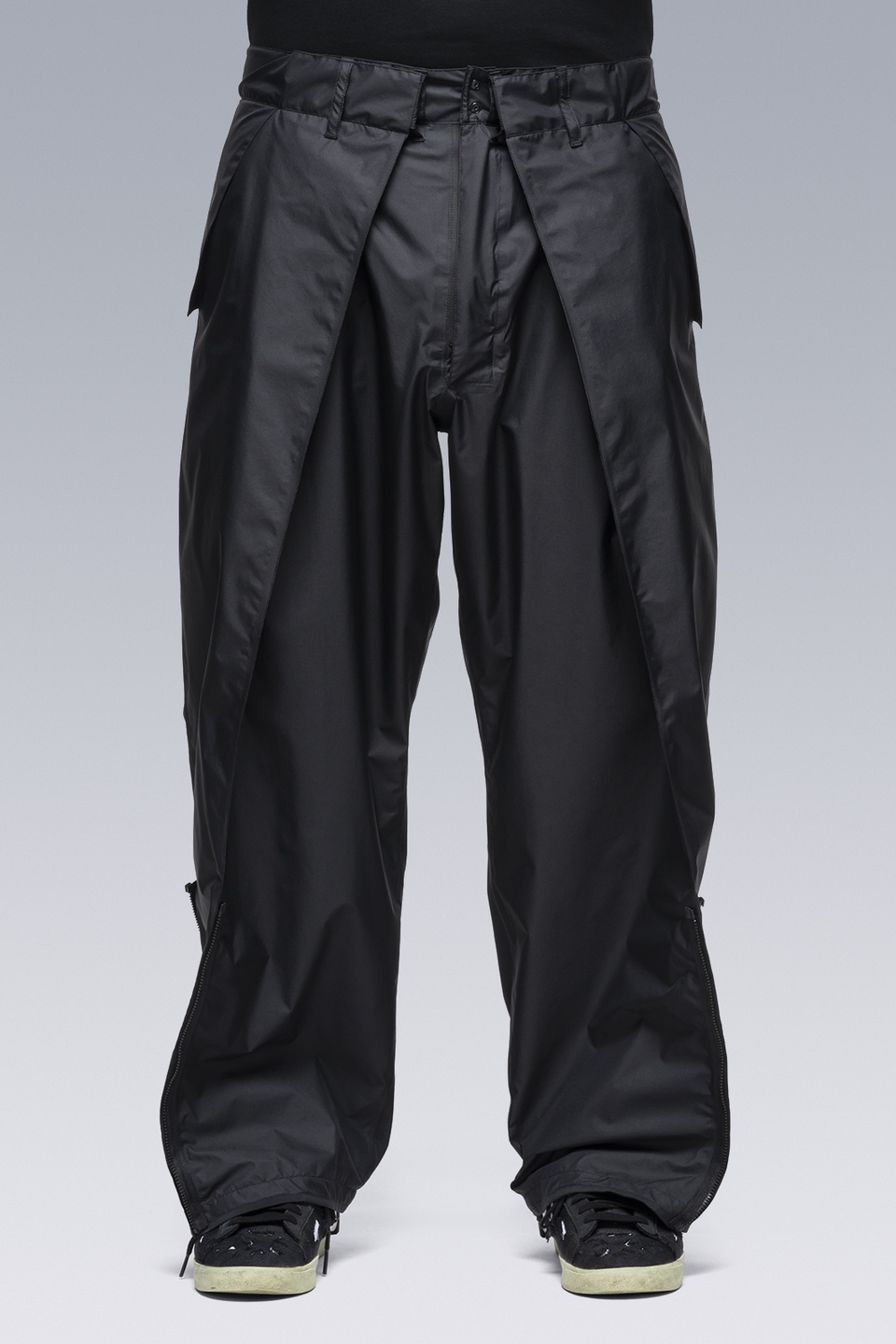 P45-GTPL 2L Gore-Tex Paclite Plus Single Pleat Trouser Black - 1