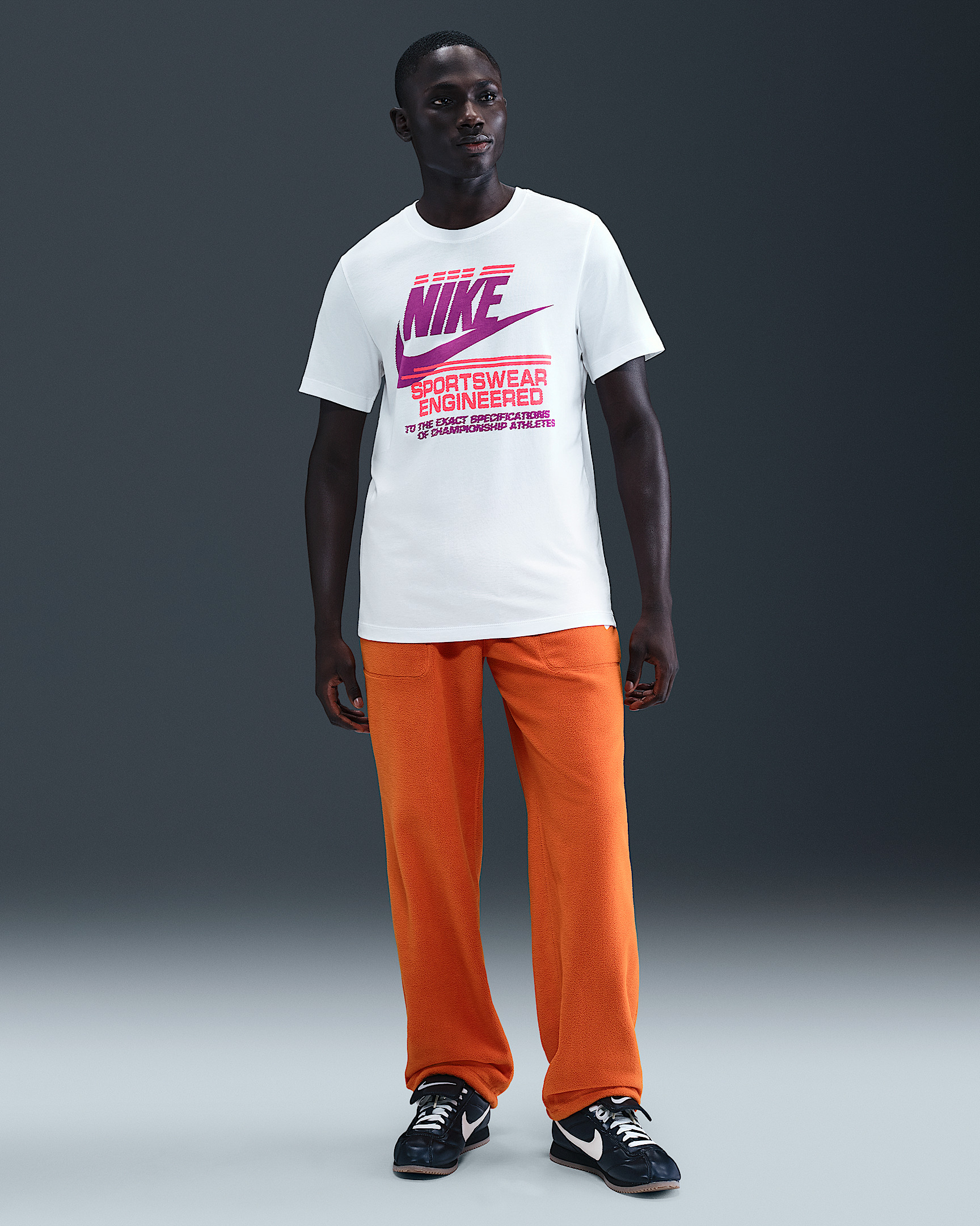 Nike Sportswear Men's T-Shirt - 4