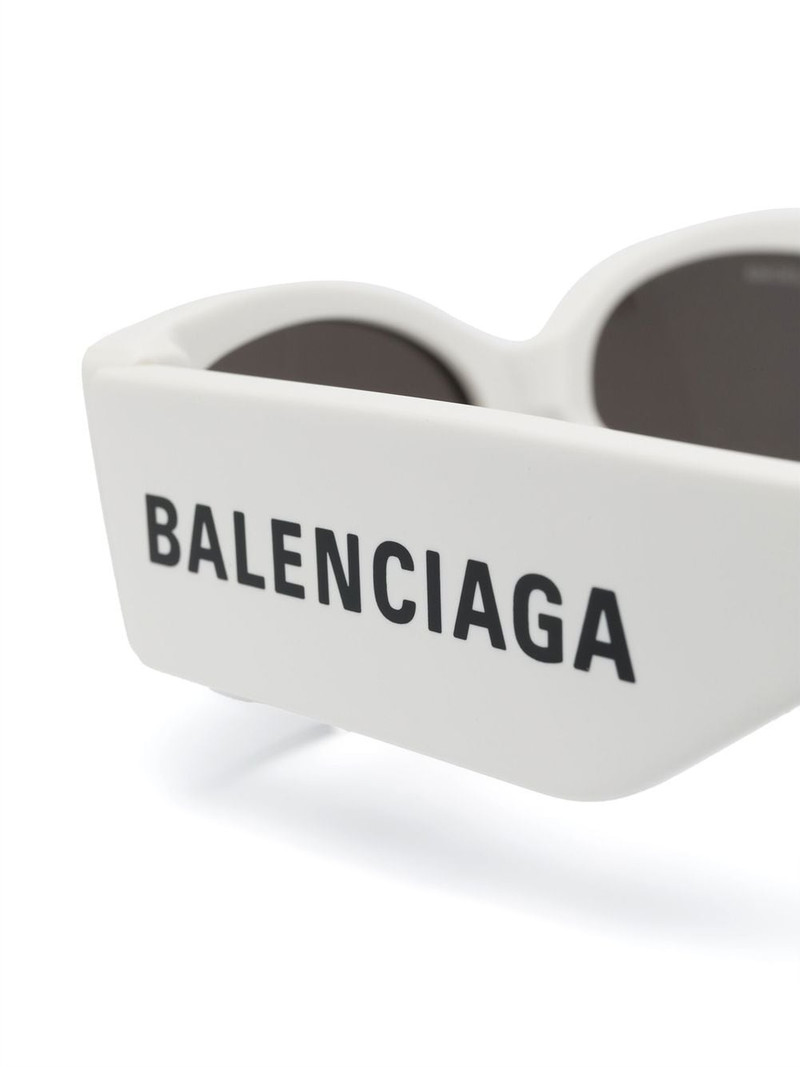 logo-print tinted-lenses sunglasses 3