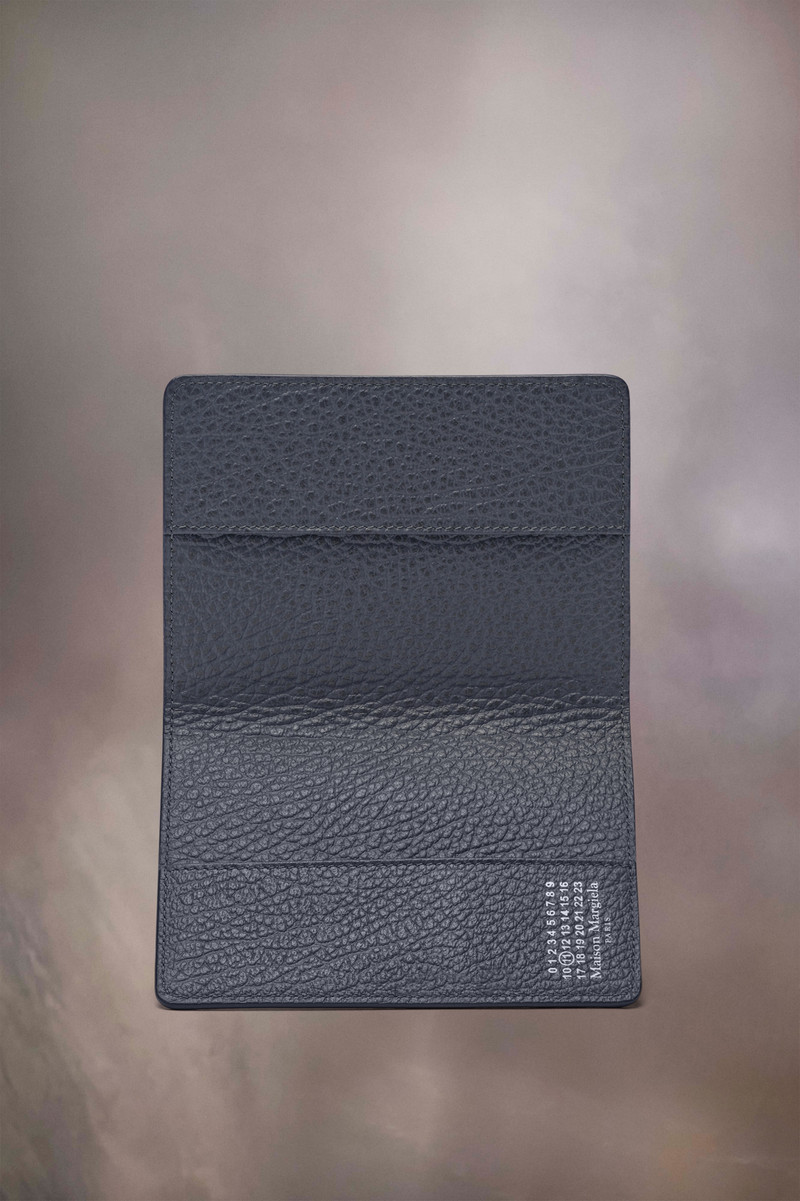 Maison Margiela Four stitches document holder outlook