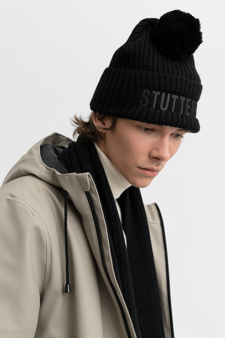 April Beanie Black - 6