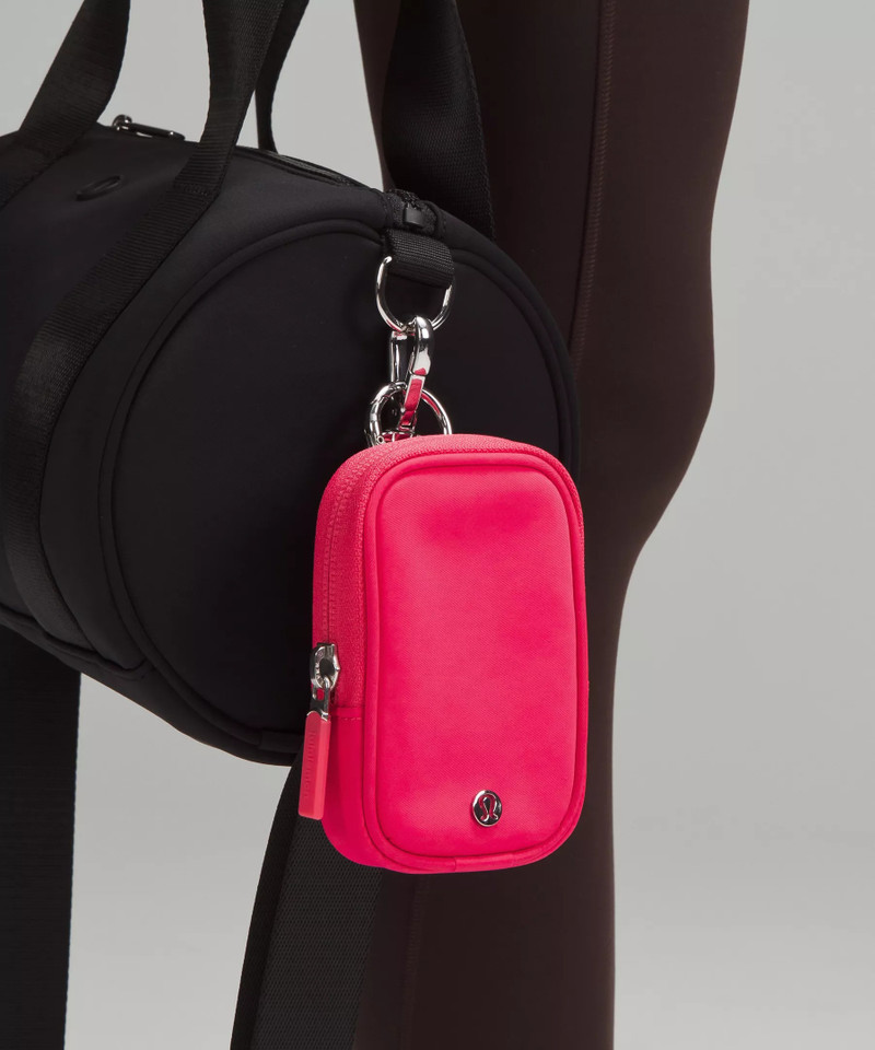 lululemon Clippable Nano Pouch outlook