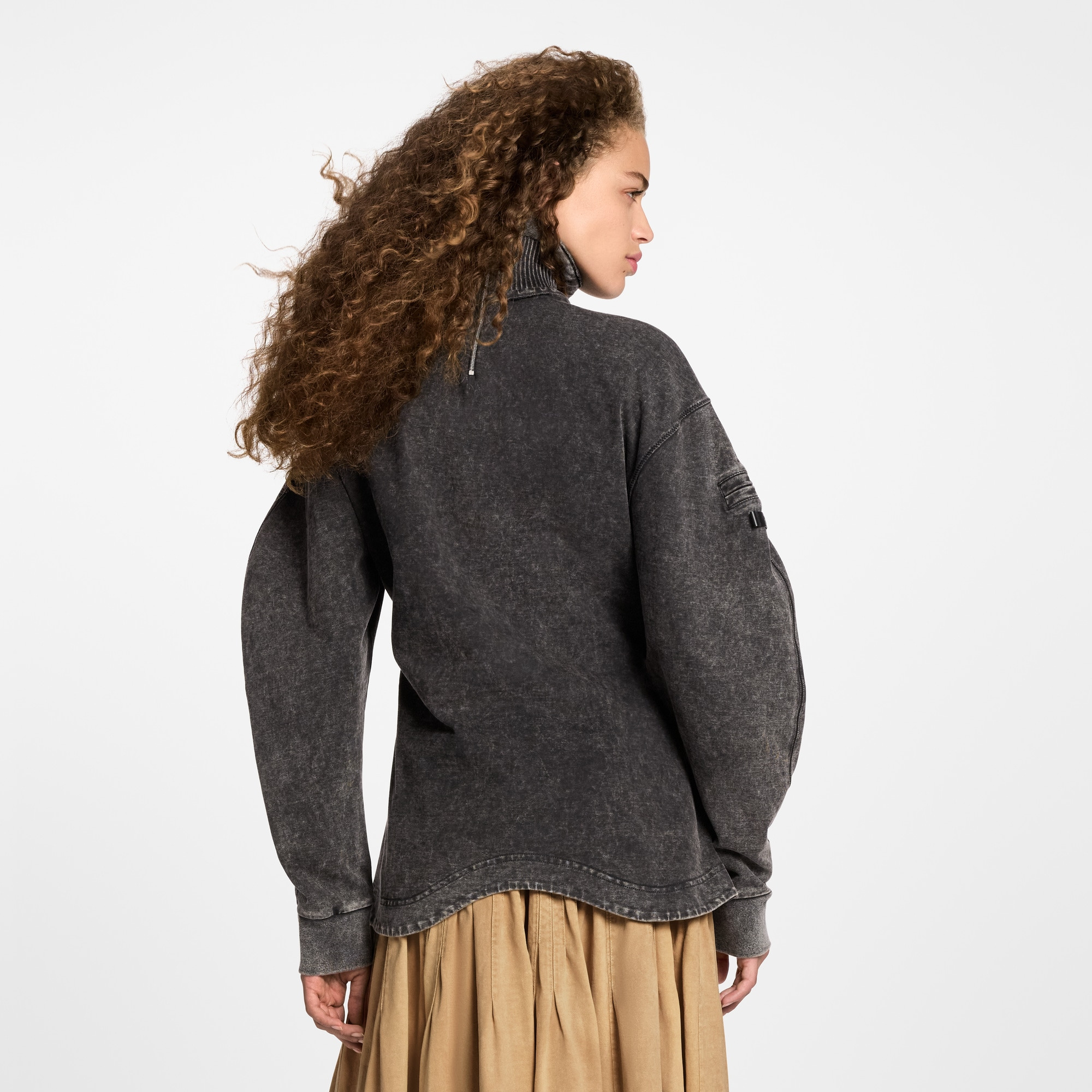 Curve Hem Sweater - 7