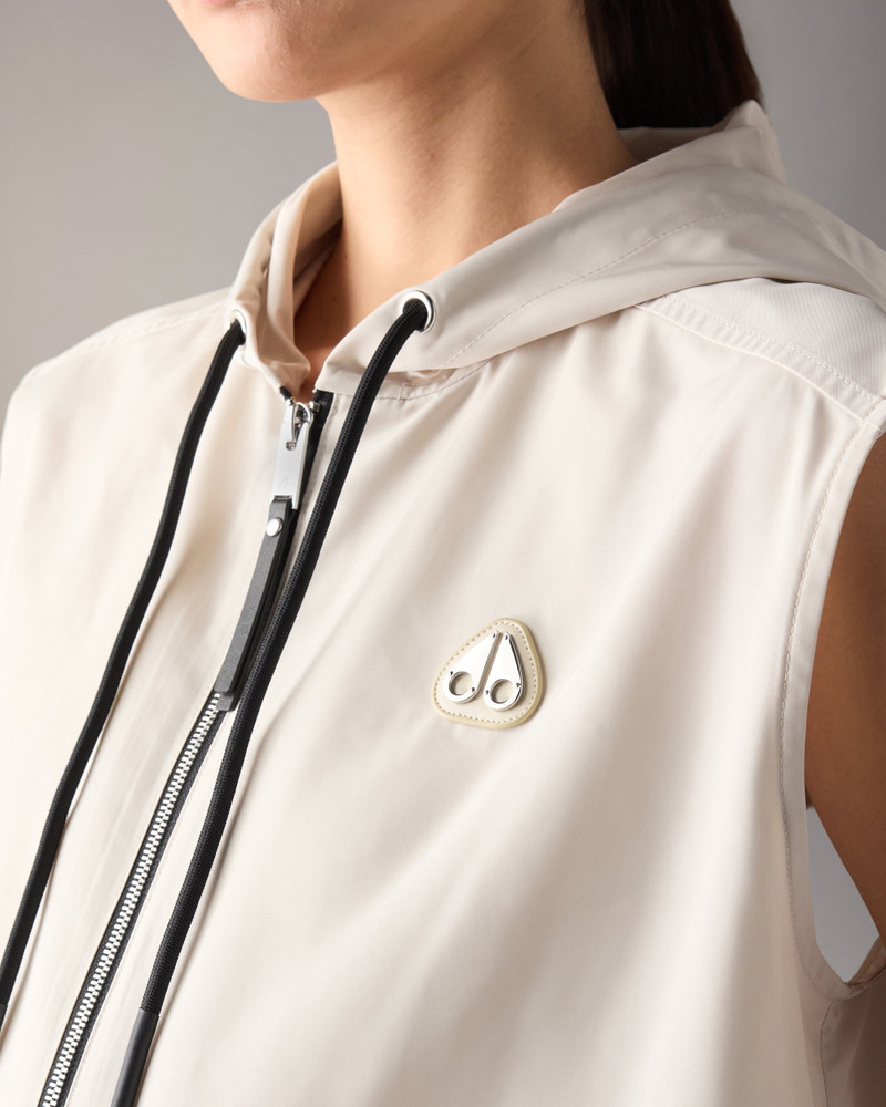 ELEVATE HOODED VEST 6