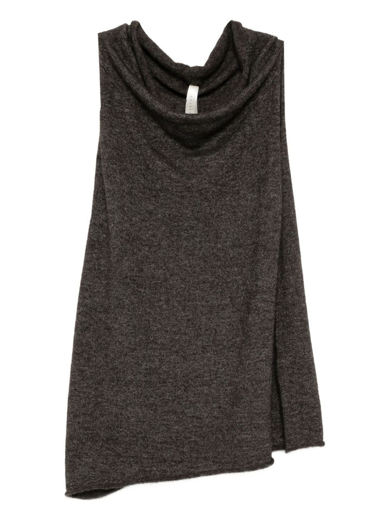 Askew vest 1