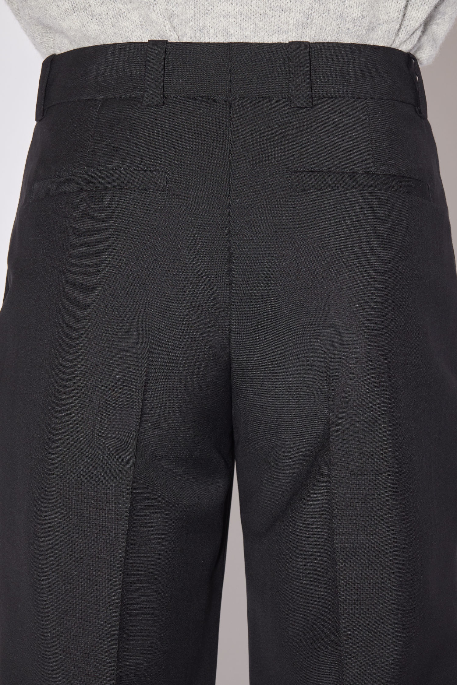 Tapered trousers - Black - 6