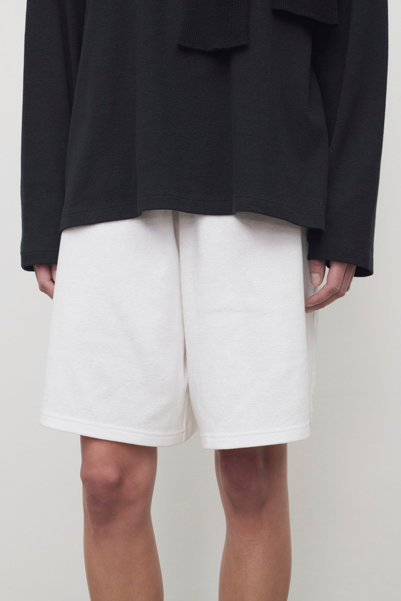 Larissa Short 6