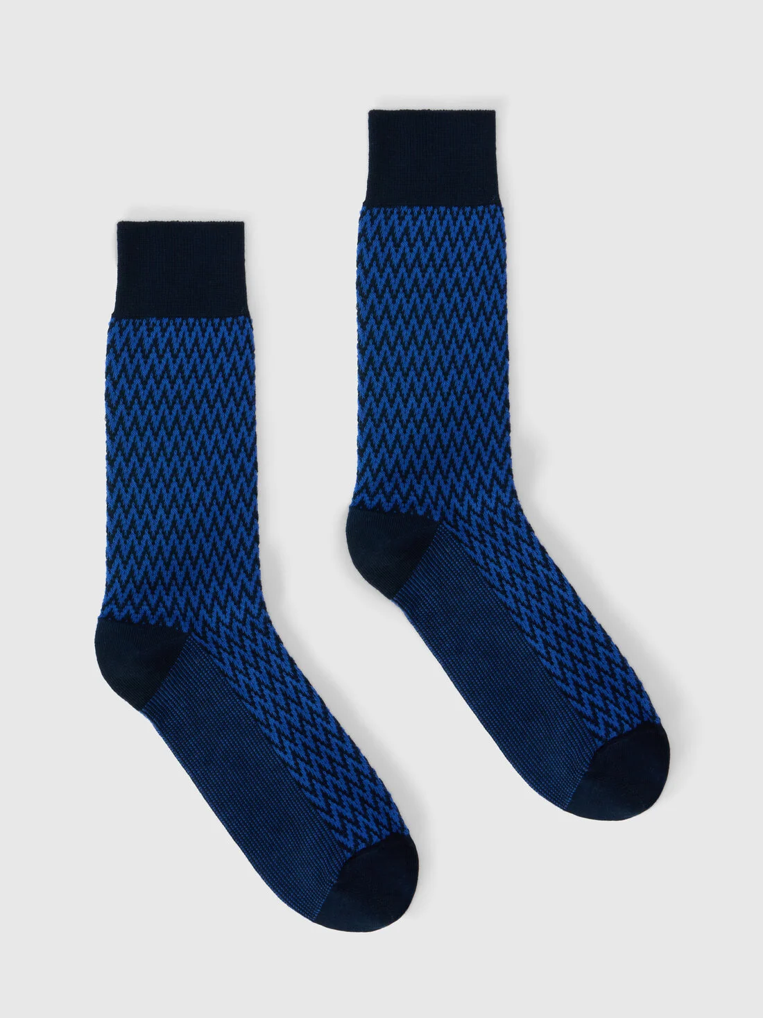 Mid-length cotton-blend socks with zigzag pattern - 1