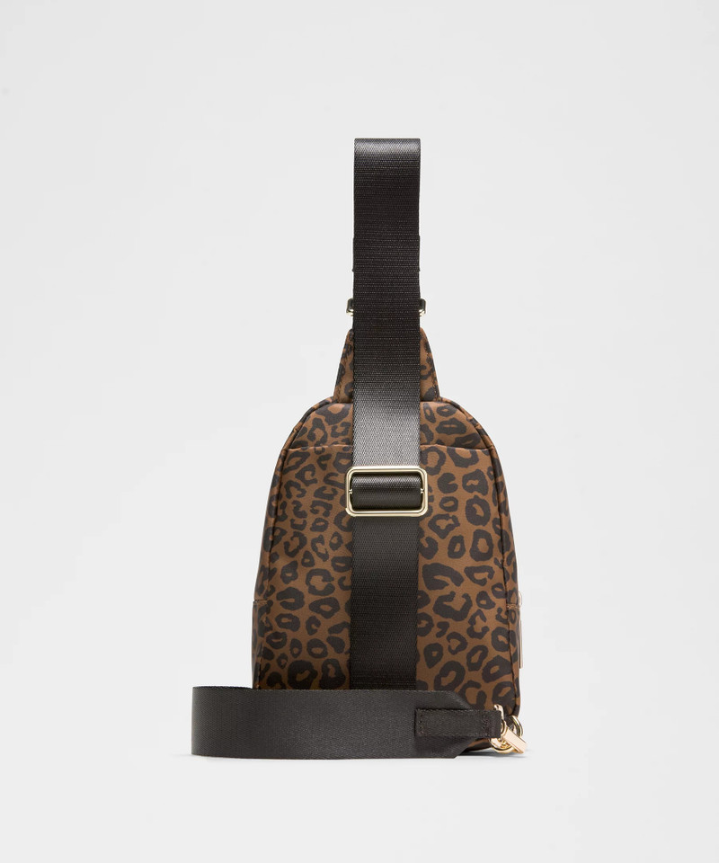 Everywhere Sling Bag Small 2L 3