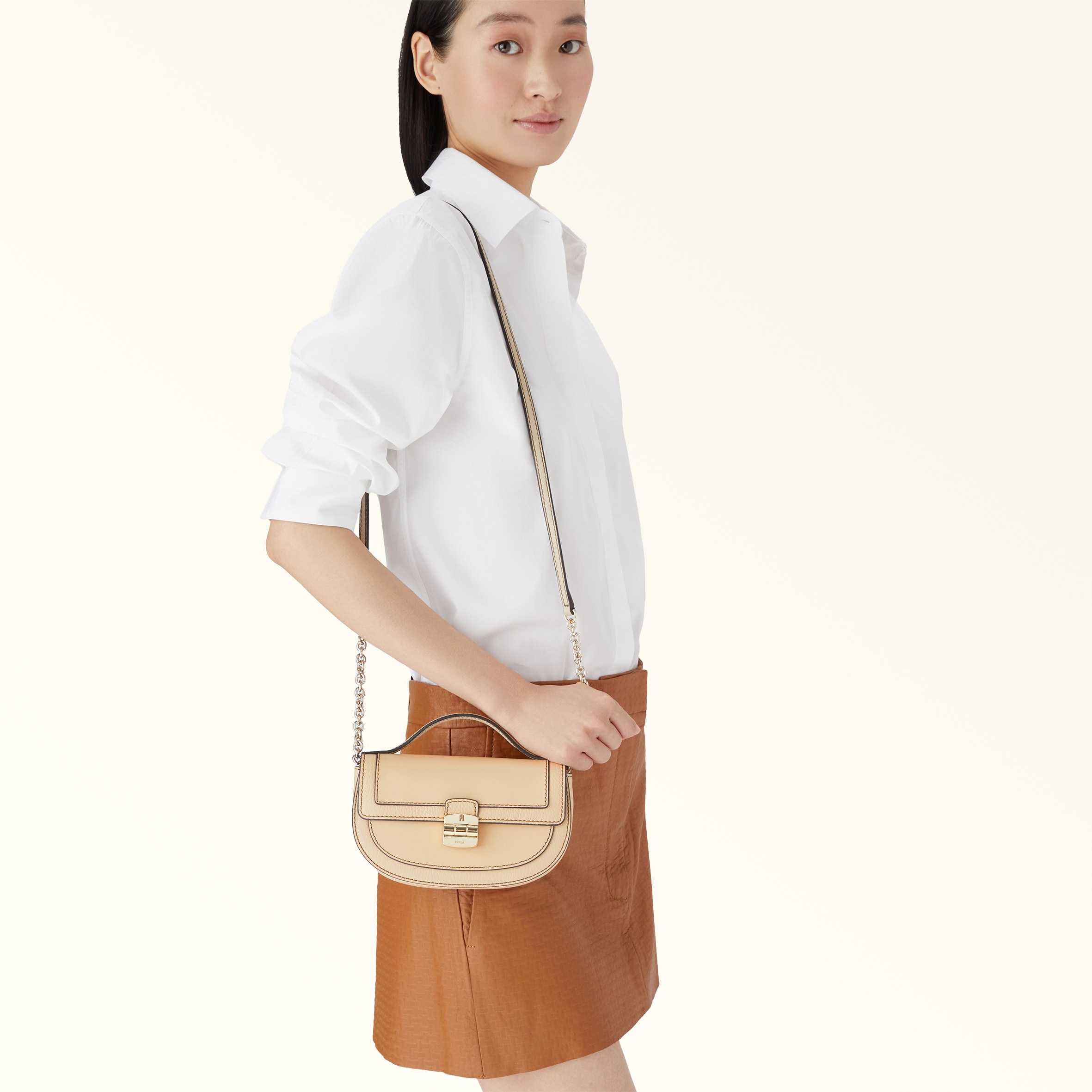 Furla Club 2 - 5
