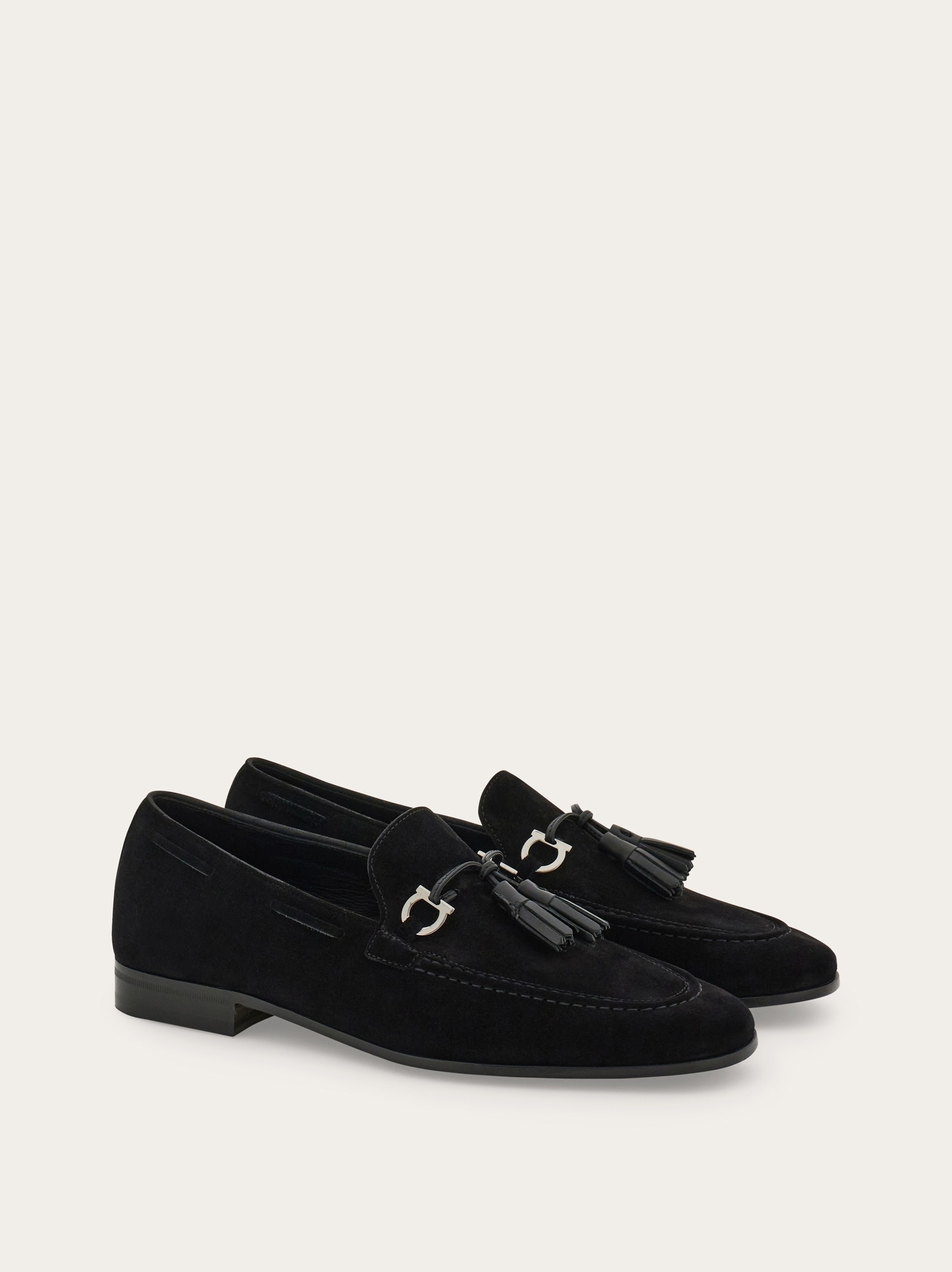 Loafer with tassels - 4