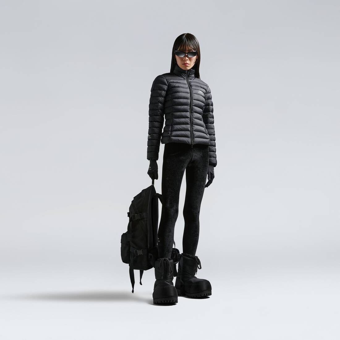 Women's Skiwear - Alaska Low Boot in Black - 8