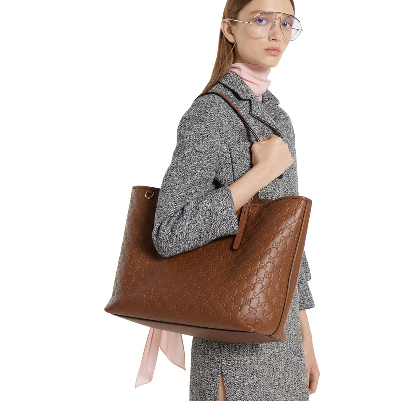 GG Emblem large tote bag 4