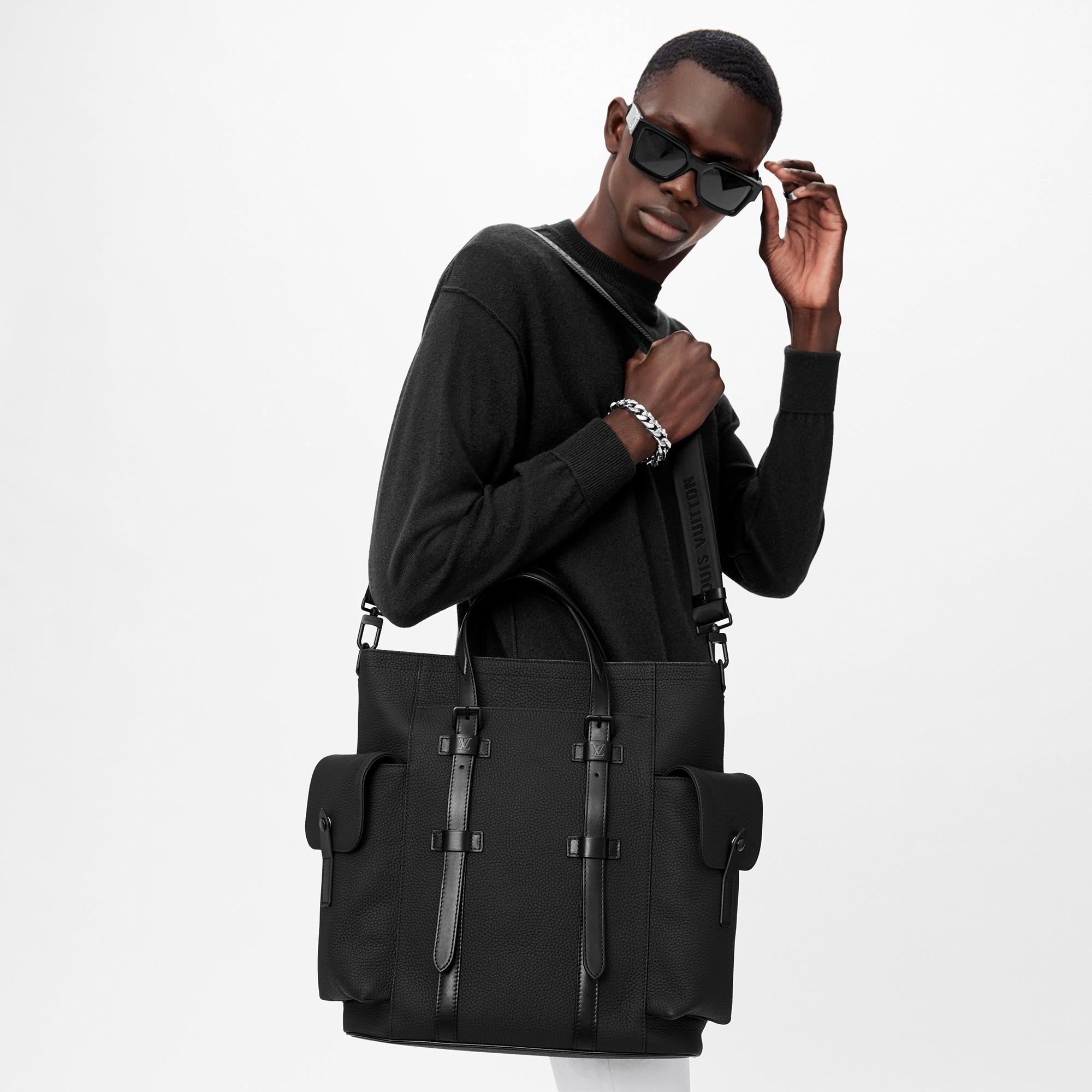 Christopher Tote - 8