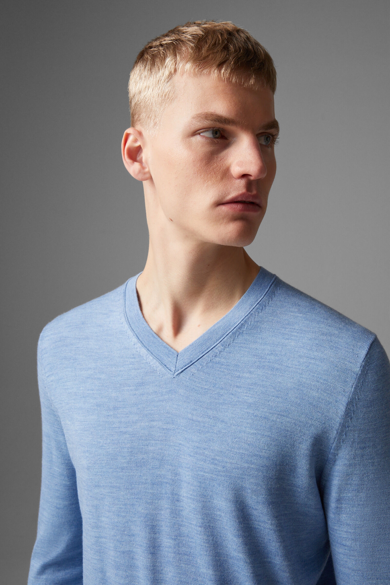 Omar sweater in Light blue - 4